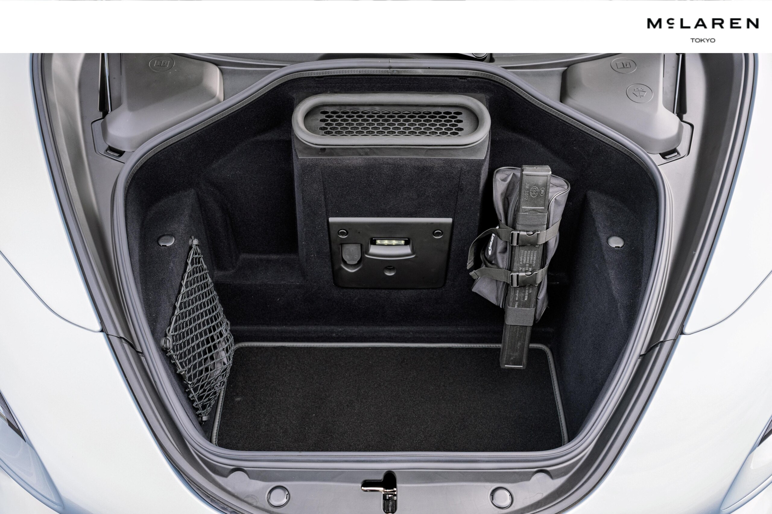 2024 McLaren 750S Spider — Photo 24 / 38