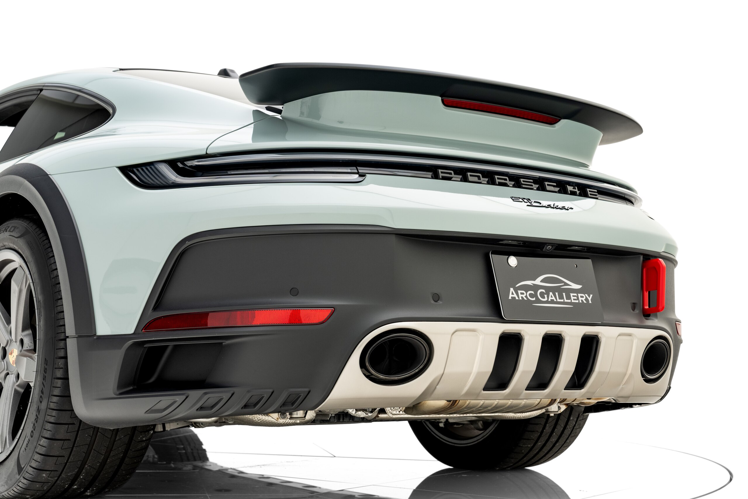 2024 Porsche 911 Dakar — Photo 15 / 33