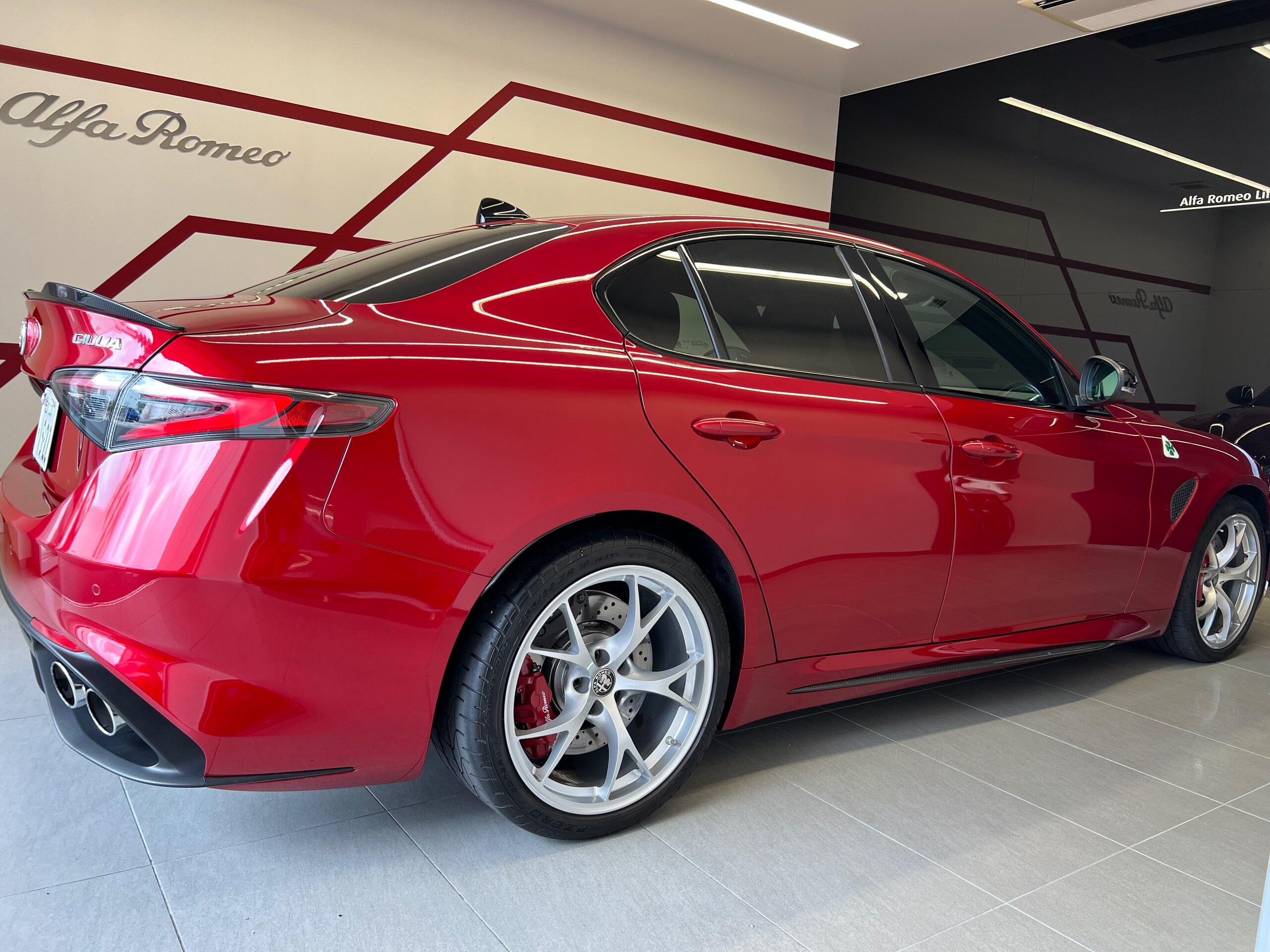 2025 Alfa Romeo Giulia Quadrifoglio — Photo 53 / 53