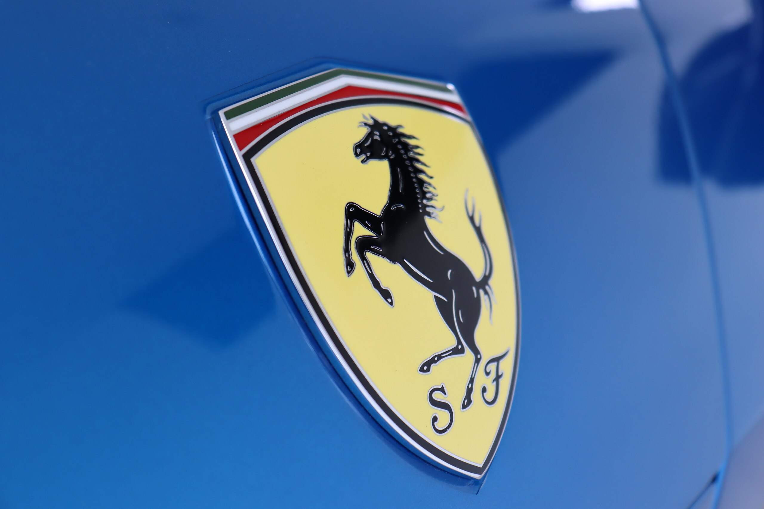 2025 Ferrari 12Cilindri — Photo 11 / 47
