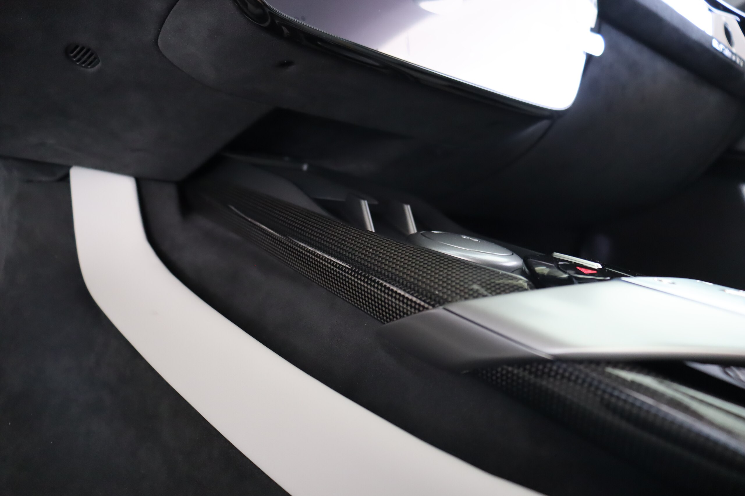 2025 Ferrari 12Cilindri — Photo 15 / 47