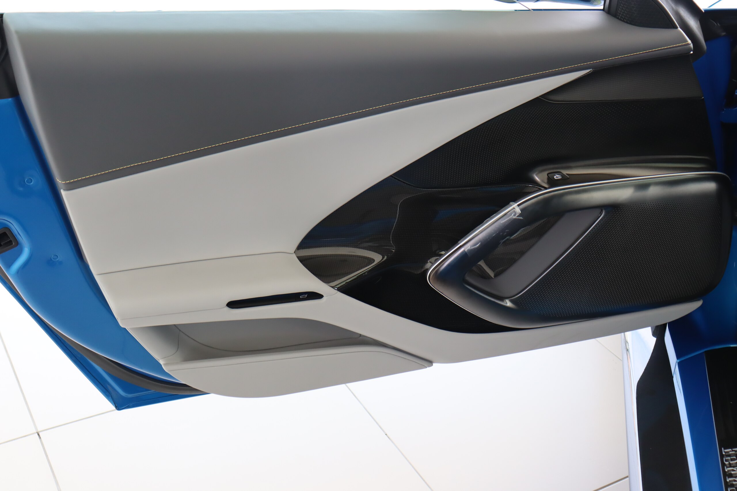 2025 Ferrari 12Cilindri — Photo 19 / 47