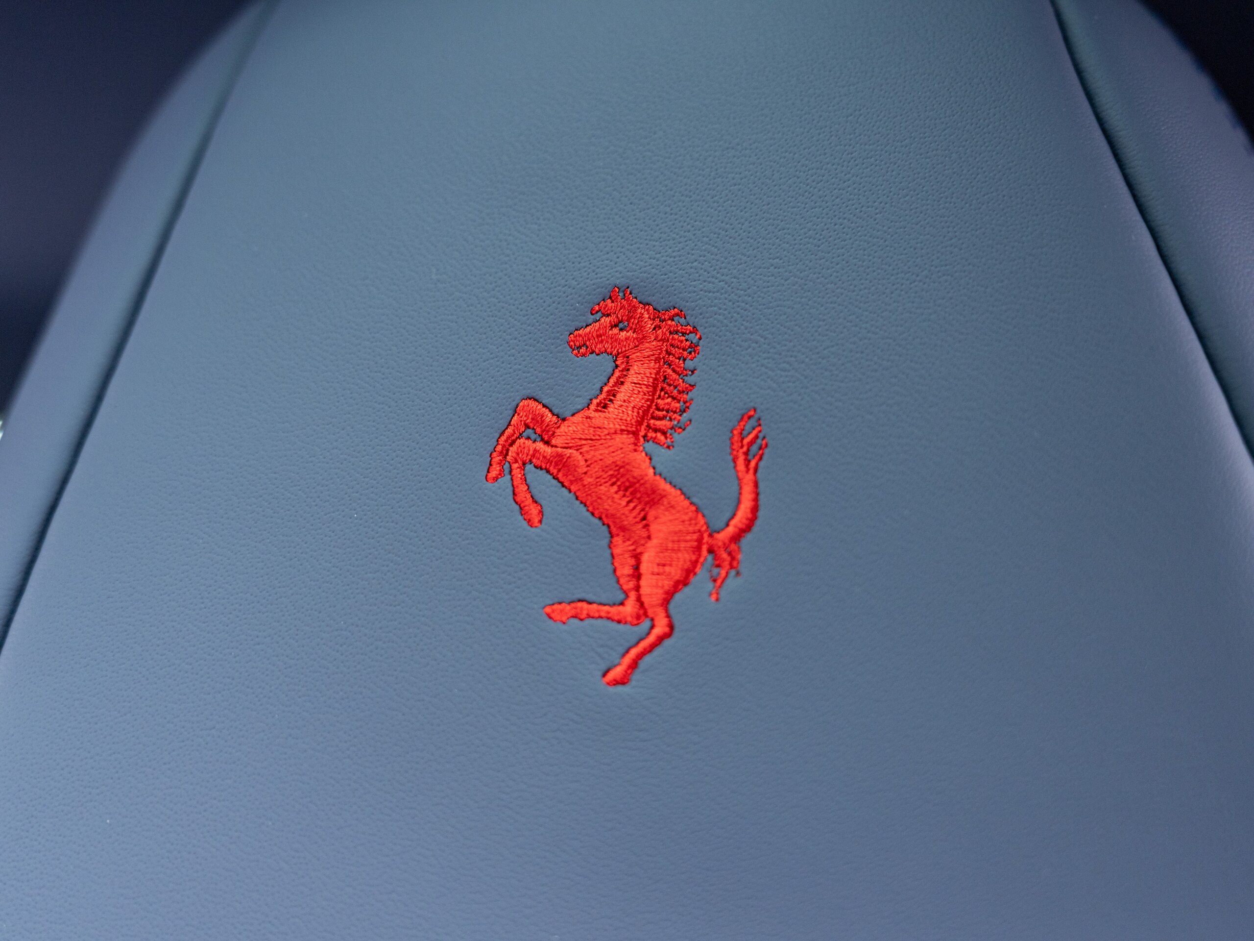 2025 Ferrari 12Cilindri — Photo 19 / 34