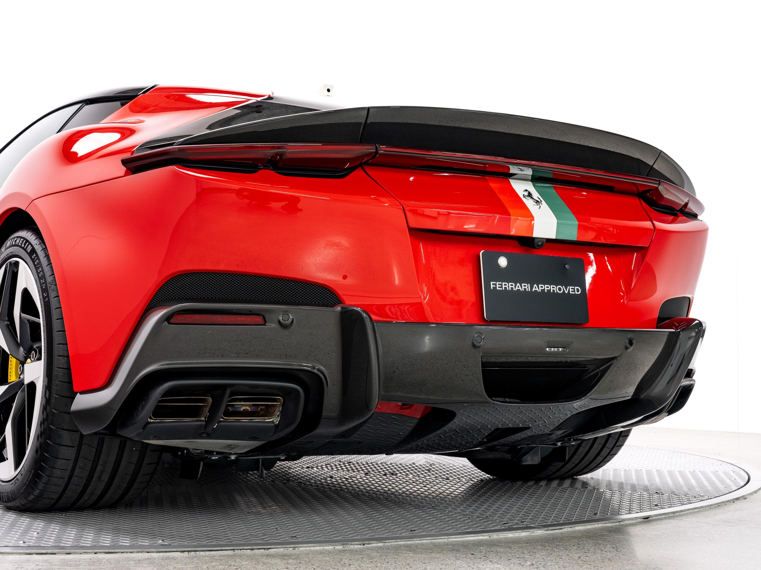 2025 Ferrari 12Cilindri — Photo 24 / 34