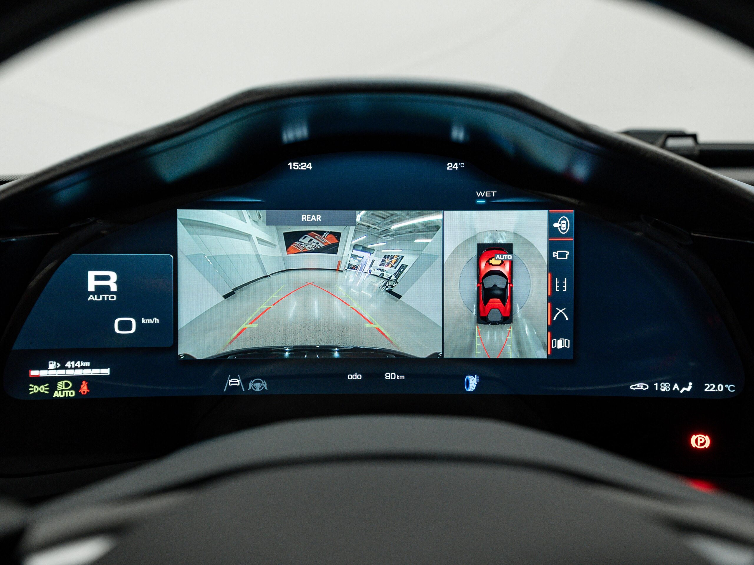 2025 Ferrari 12Cilindri — Photo 31 / 34