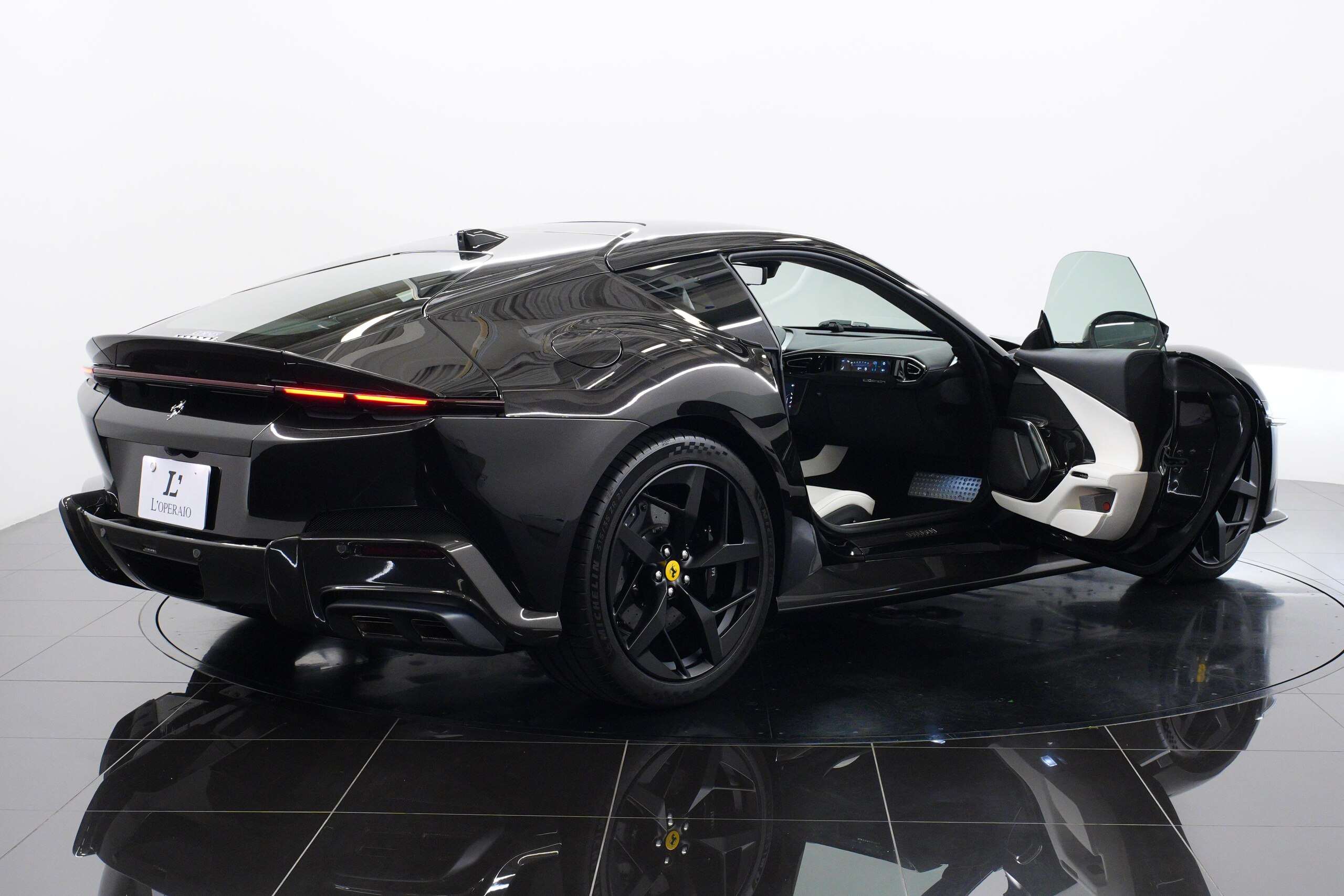 2025 Ferrari 12Cilindri — Photo 6 / 60