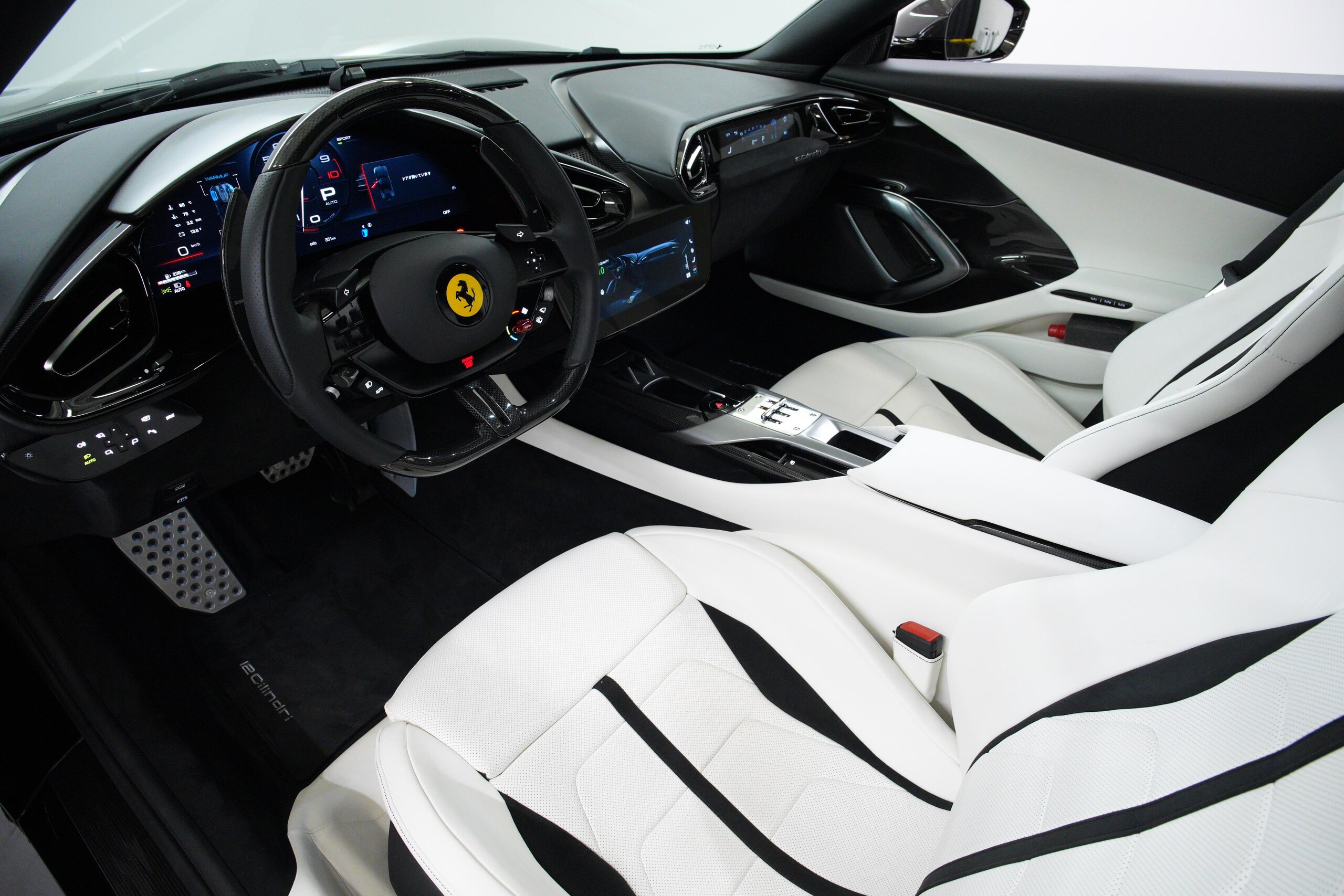 2025 Ferrari 12Cilindri — Photo 8 / 60