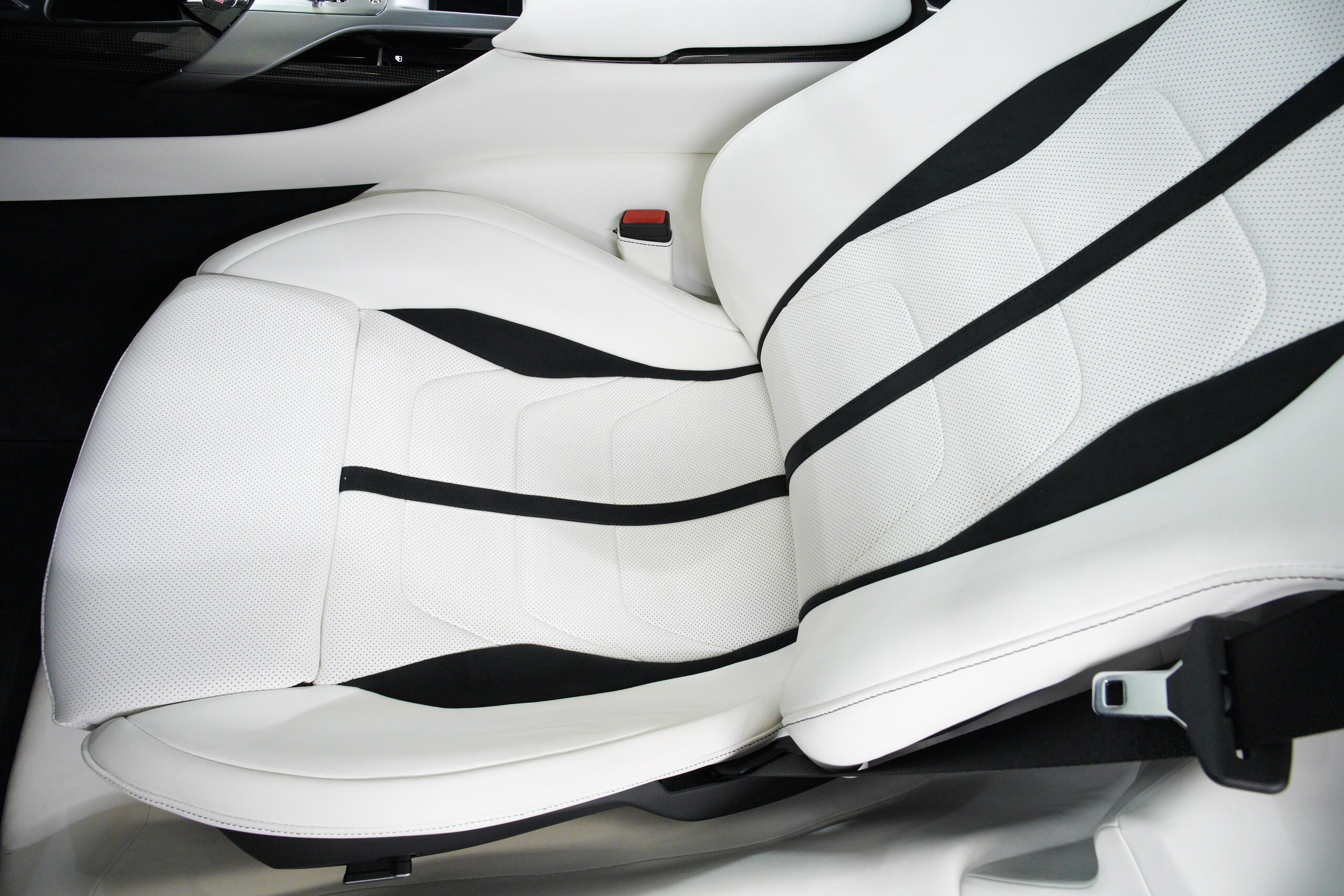 2025 Ferrari 12Cilindri — Photo 24 / 60