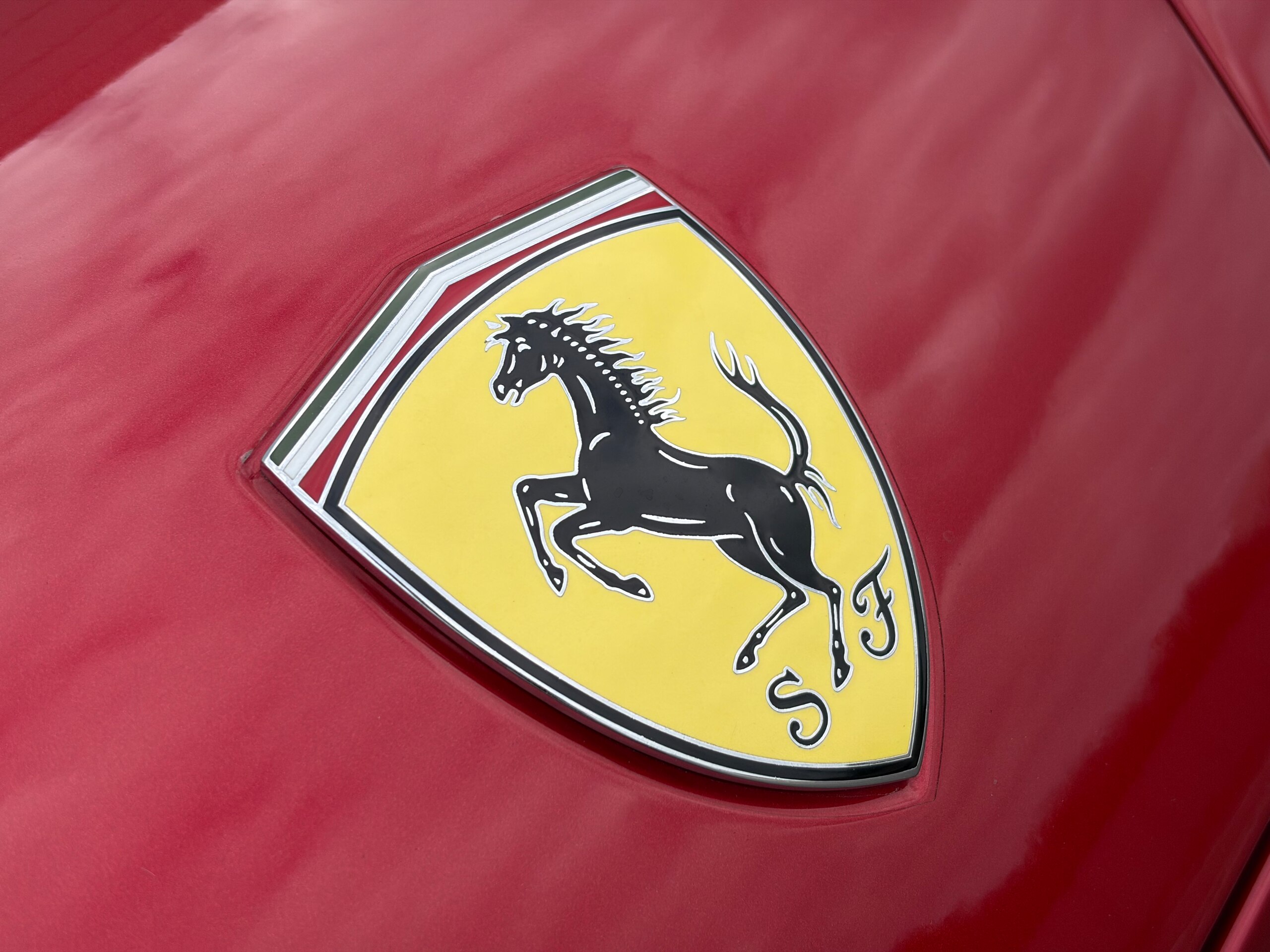 2025 Ferrari 12Cilindri — Photo 16 / 38