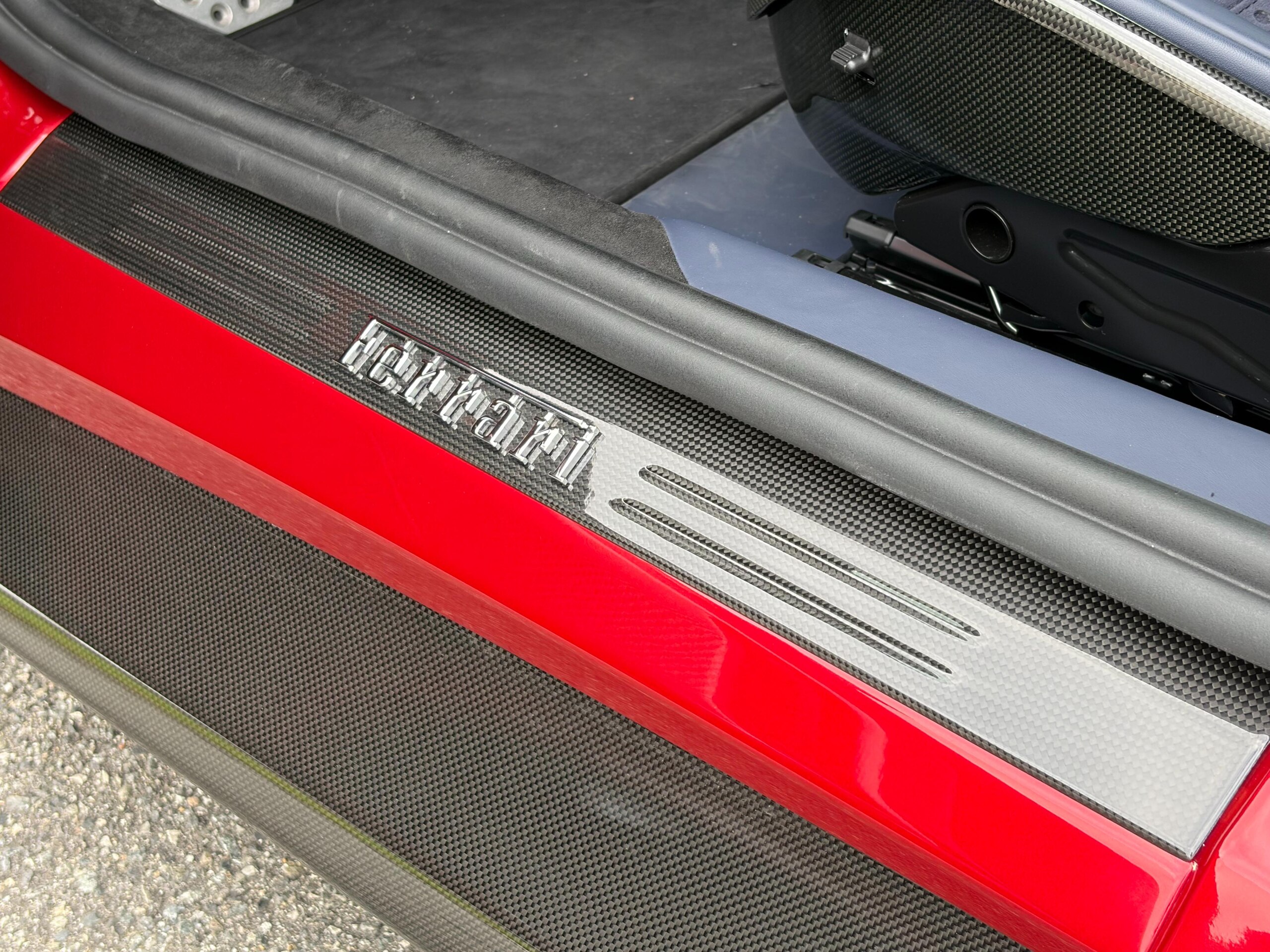 2025 Ferrari 12Cilindri — Photo 18 / 38