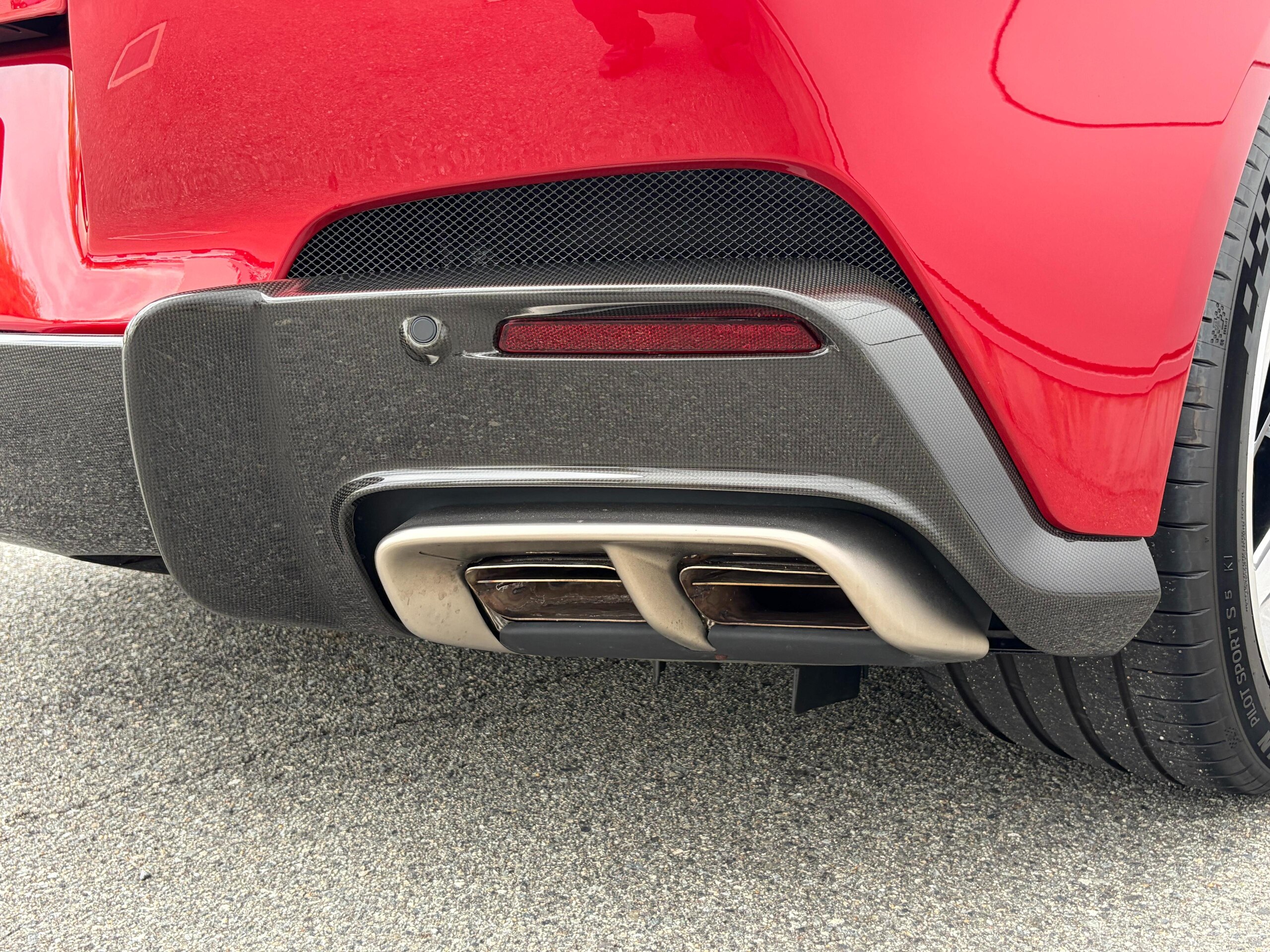 2025 Ferrari 12Cilindri — Photo 34 / 38