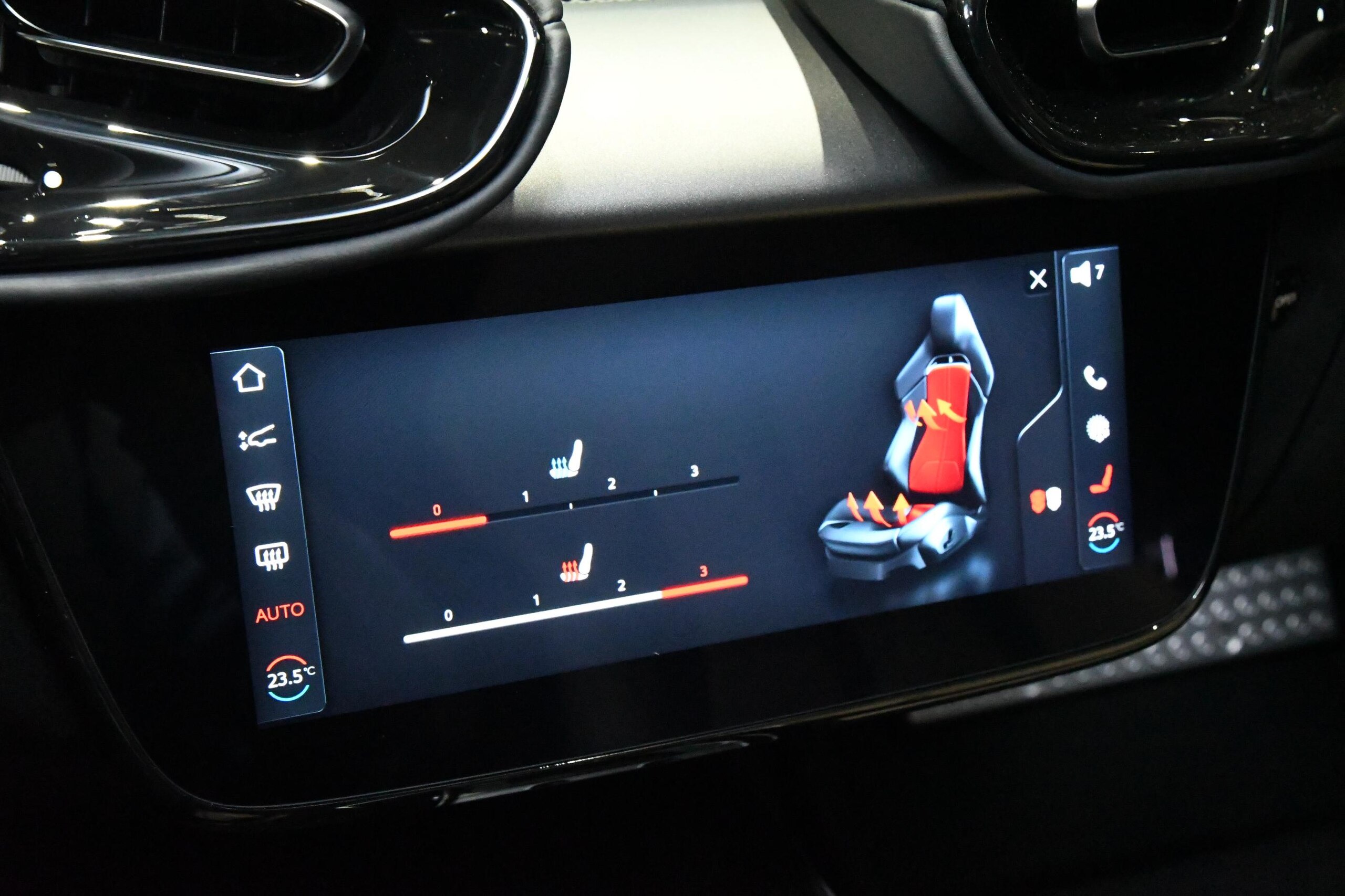2025 Ferrari 12Cilindri — Photo 32 / 47