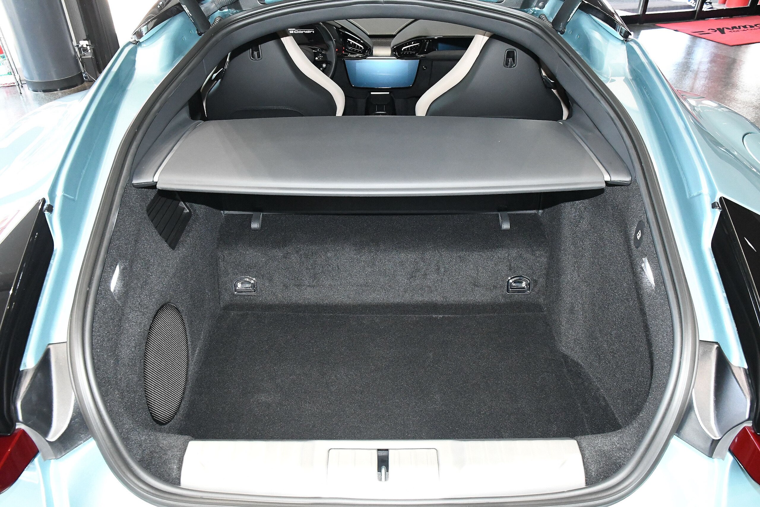 2025 Ferrari 12Cilindri — Photo 46 / 47