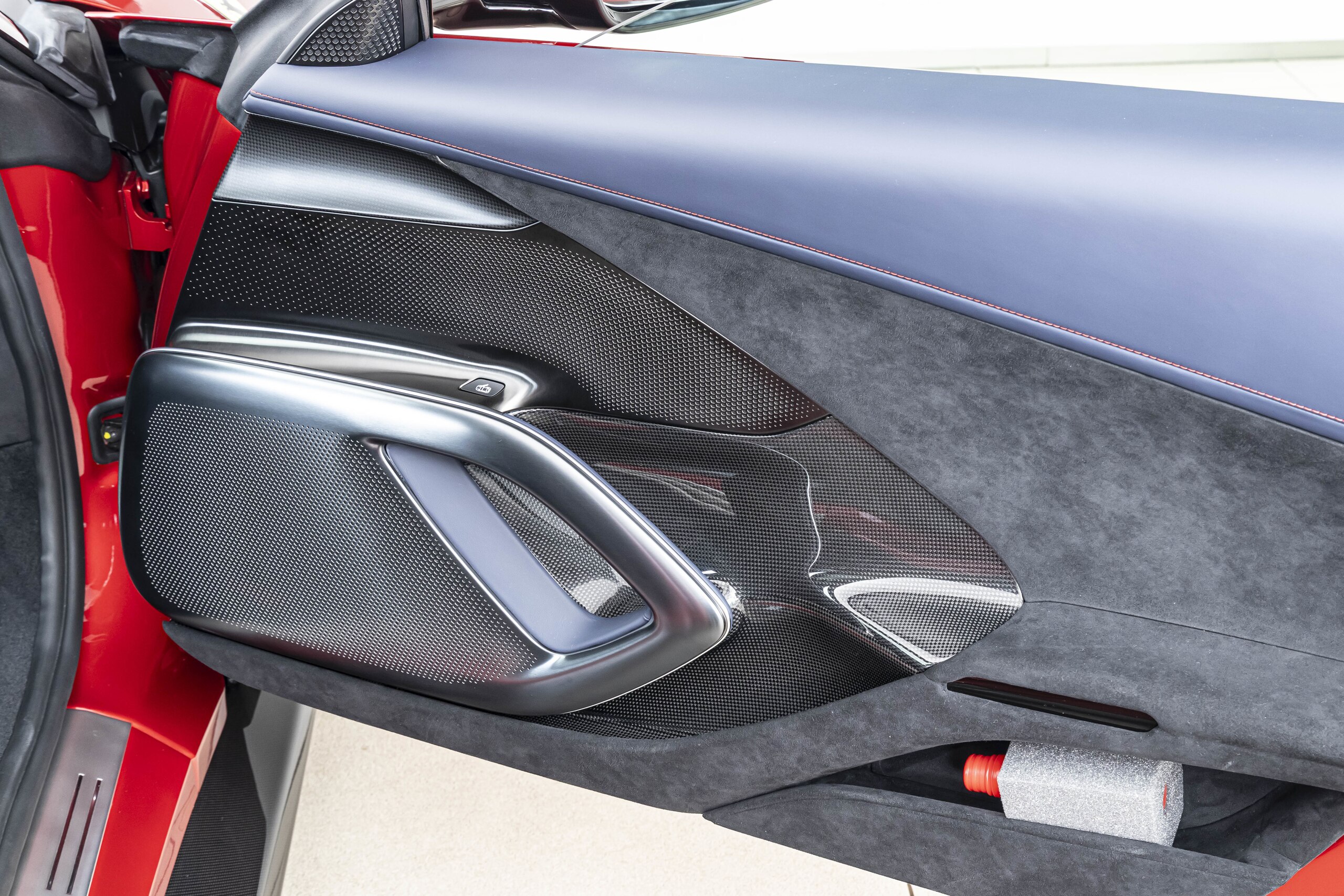 2025 Ferrari 12Cilindri — Photo 19 / 30
