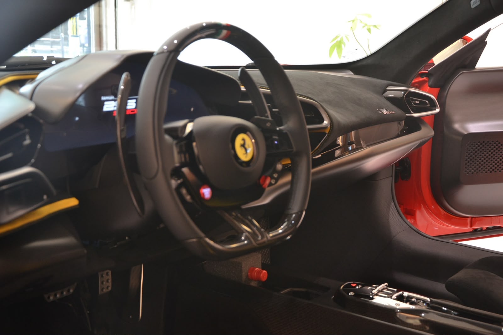2025 Ferrari 296 Speciale Piloti — Photo 7 / 73