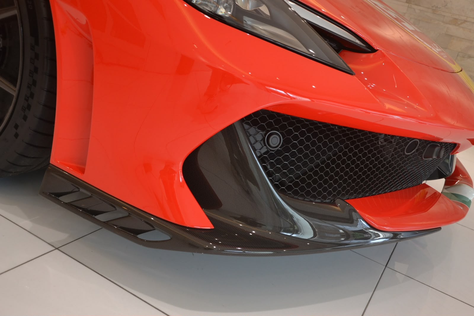 2025 Ferrari 296 Speciale Piloti — Photo 30 / 73