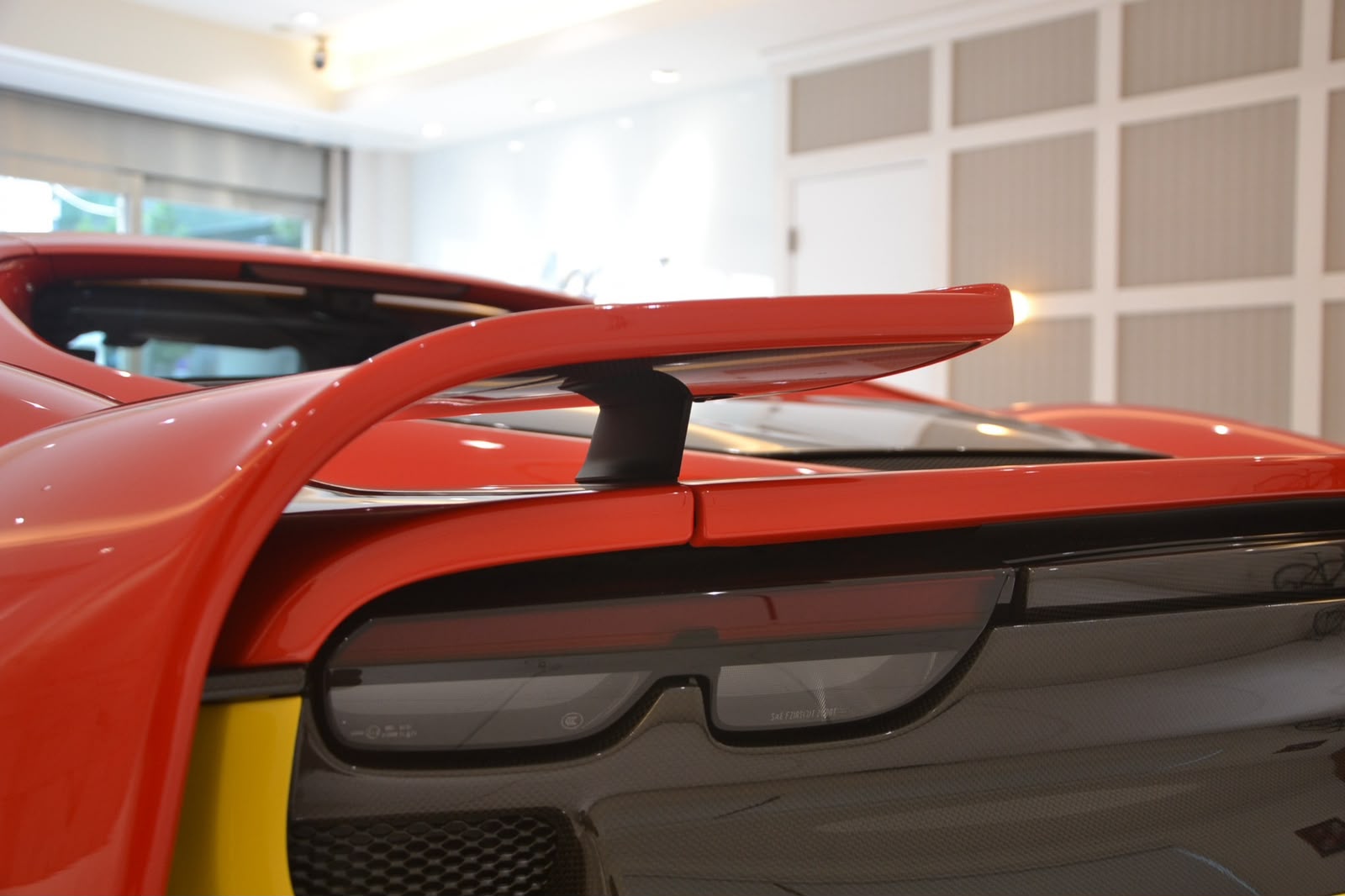 2025 Ferrari 296 Speciale Piloti — Photo 35 / 73