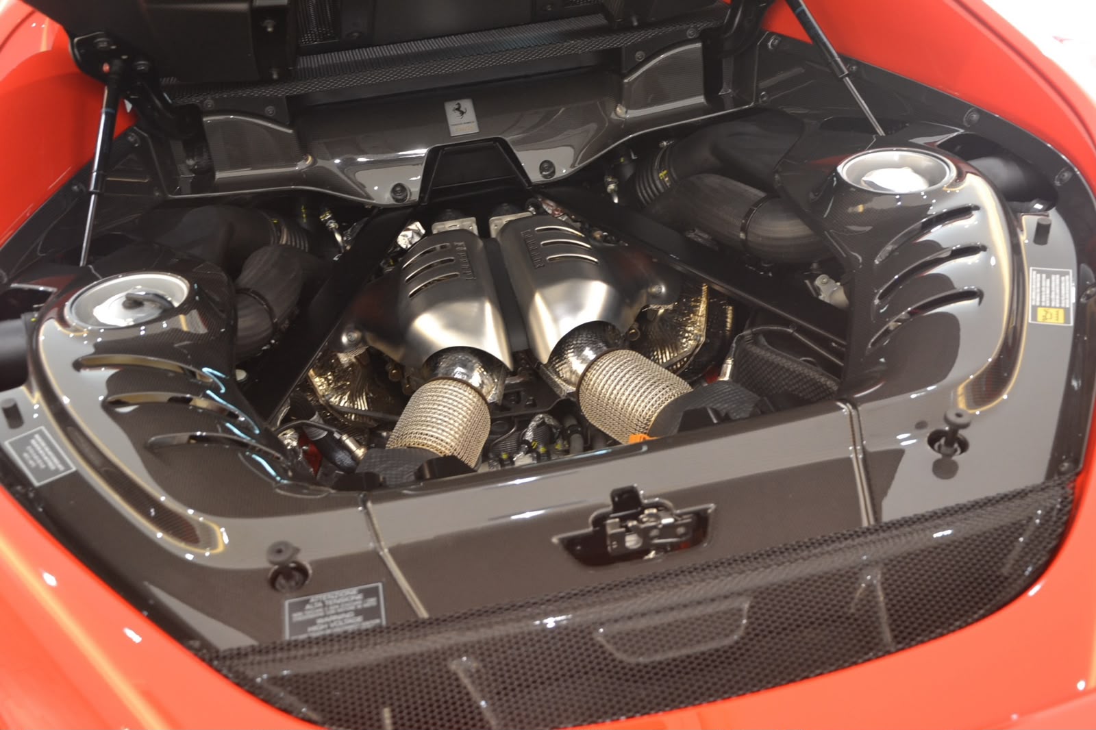 2025 Ferrari 296 Speciale Piloti — Photo 69 / 73