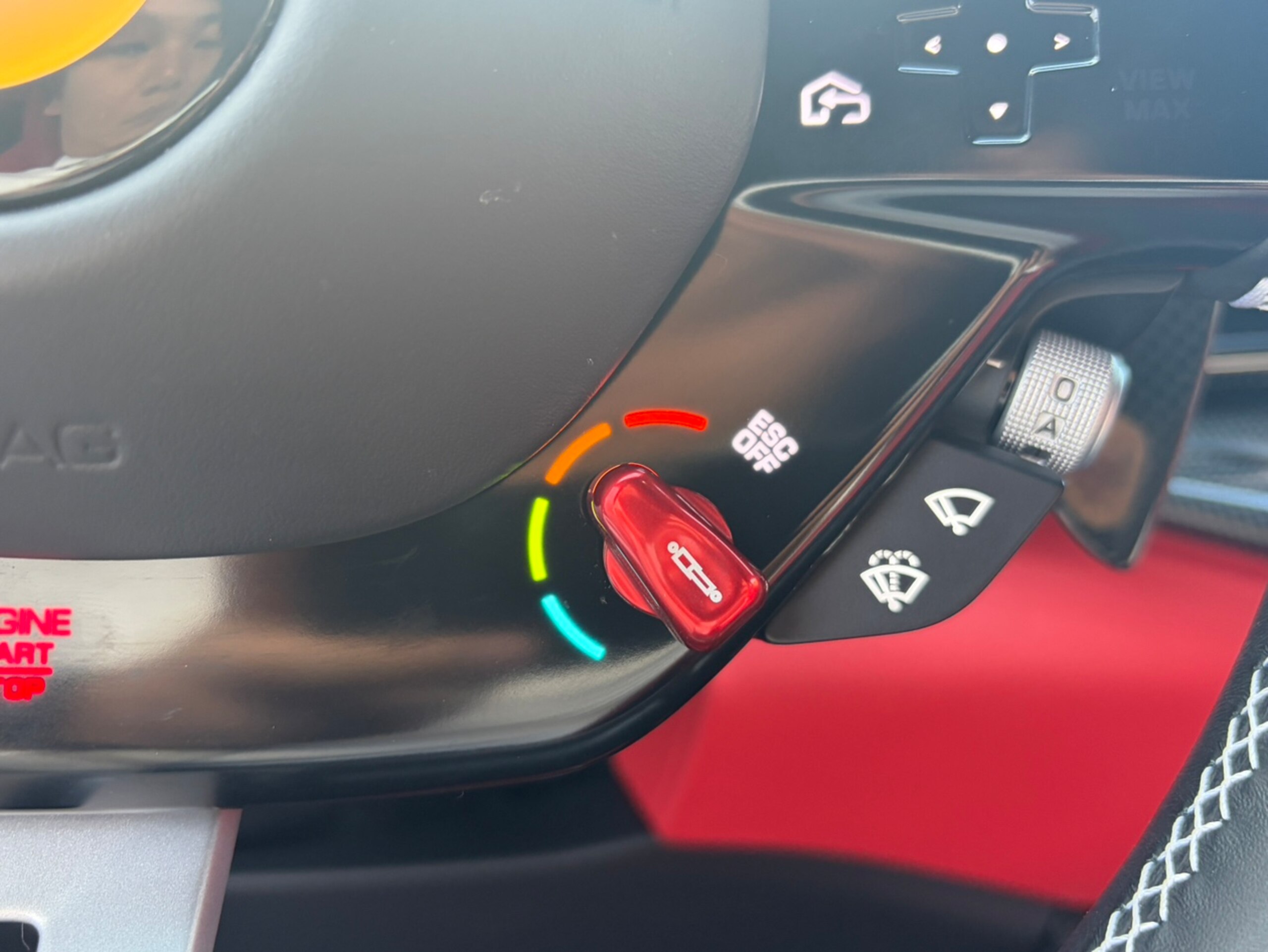 2025 Ferrari Purosangue — Photo 22 / 36