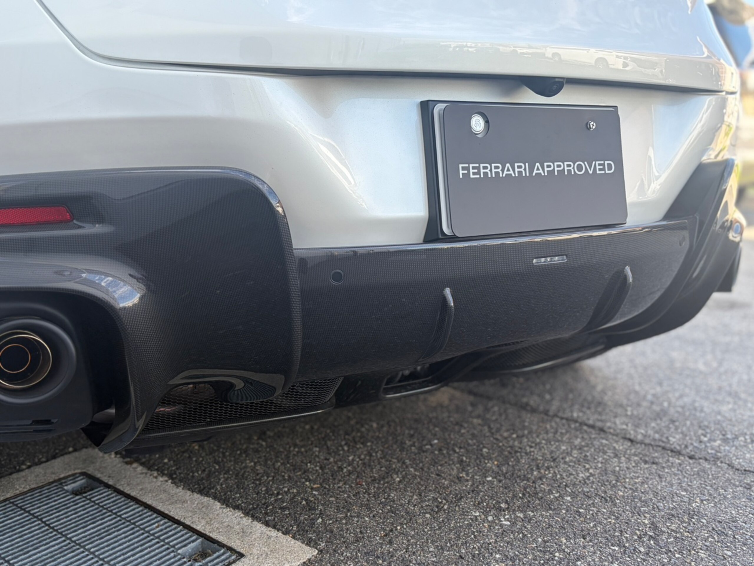 2025 Ferrari Purosangue — Photo 33 / 36