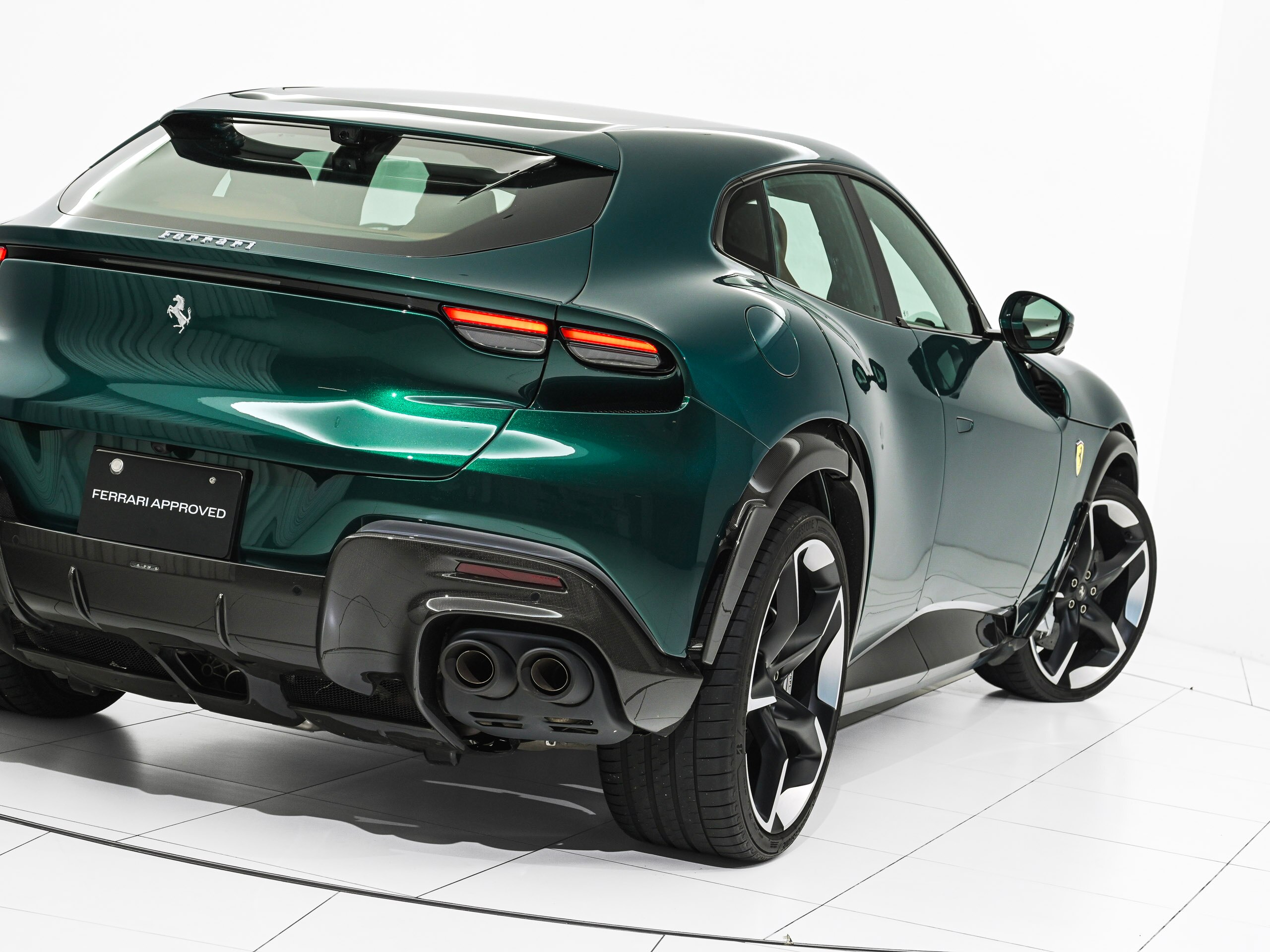 2025 Ferrari Purosangue — Photo 6 / 37