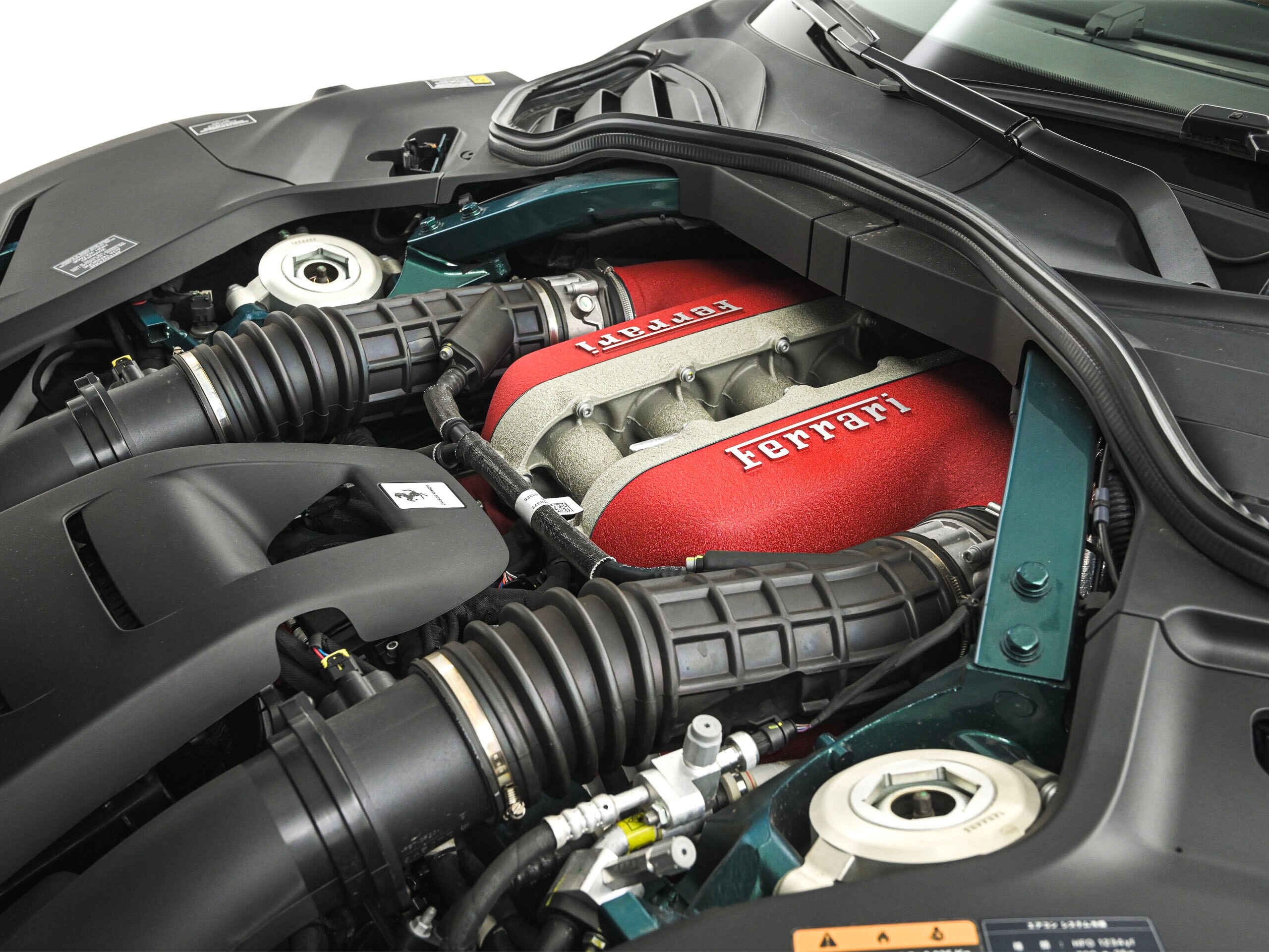 2025 Ferrari Purosangue — Photo 34 / 37