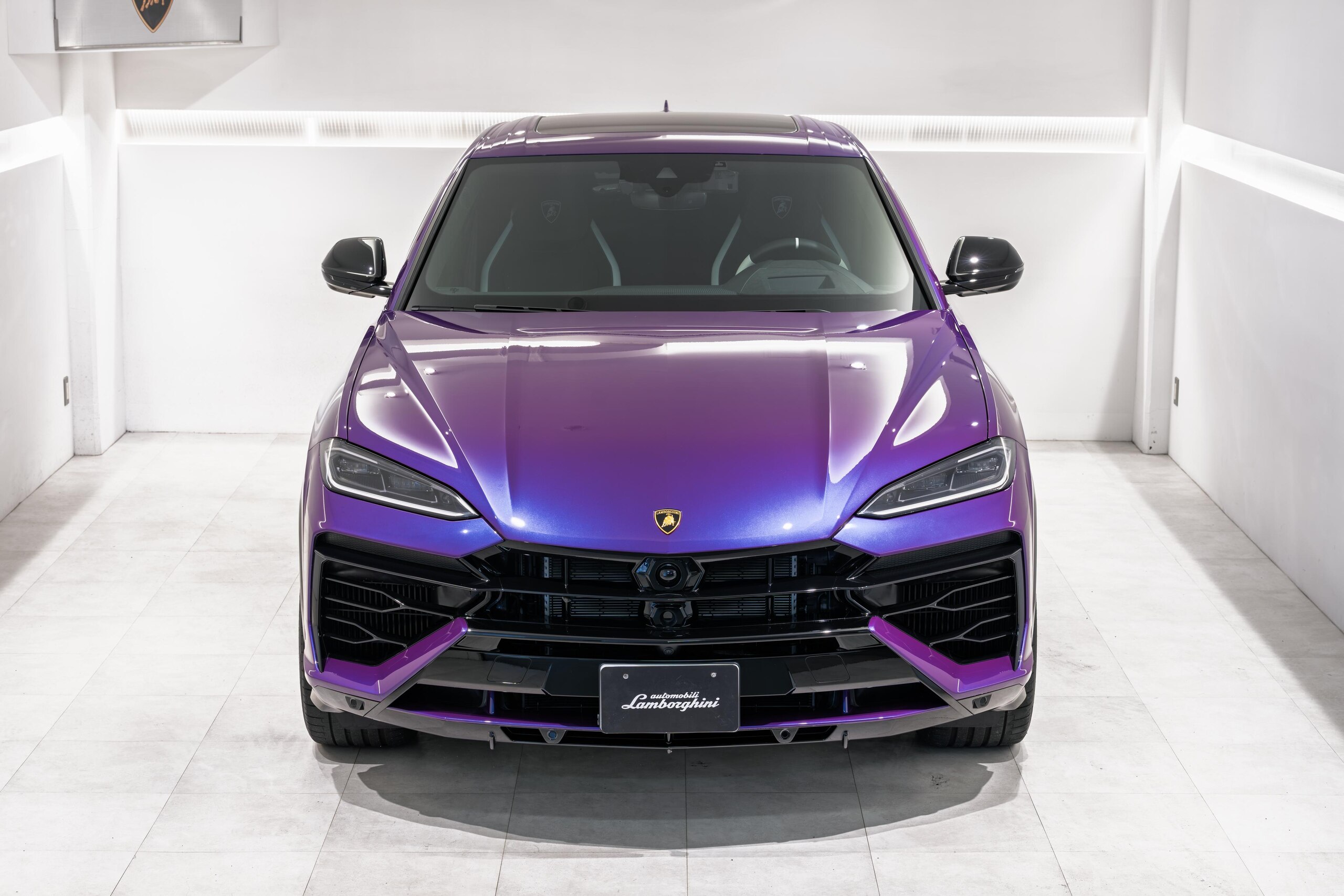 2025 Lamborghini Urus SE Viola Mithras special paint for sale in Japan