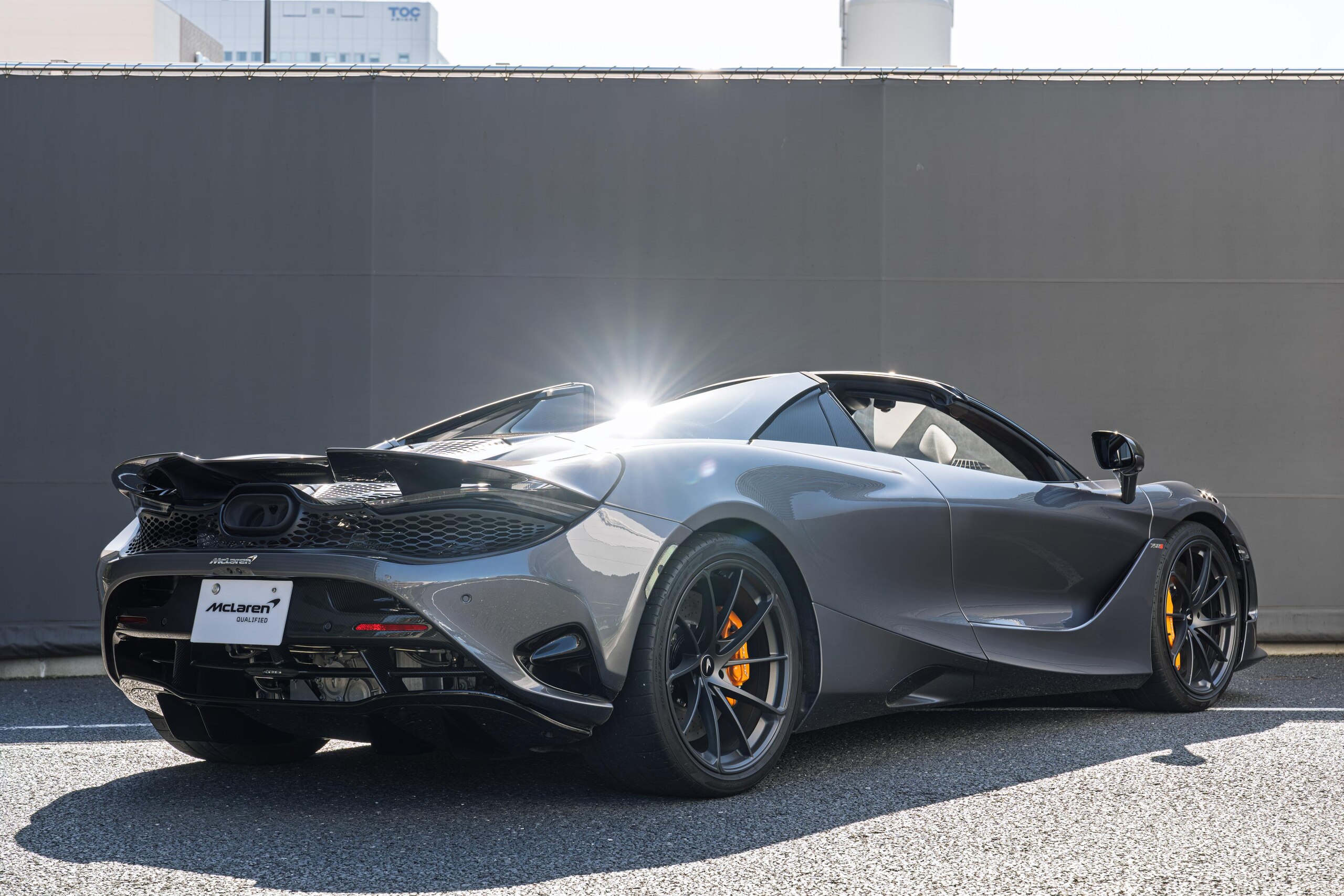 2025 McLaren 750S Spider — Photo 6 / 40