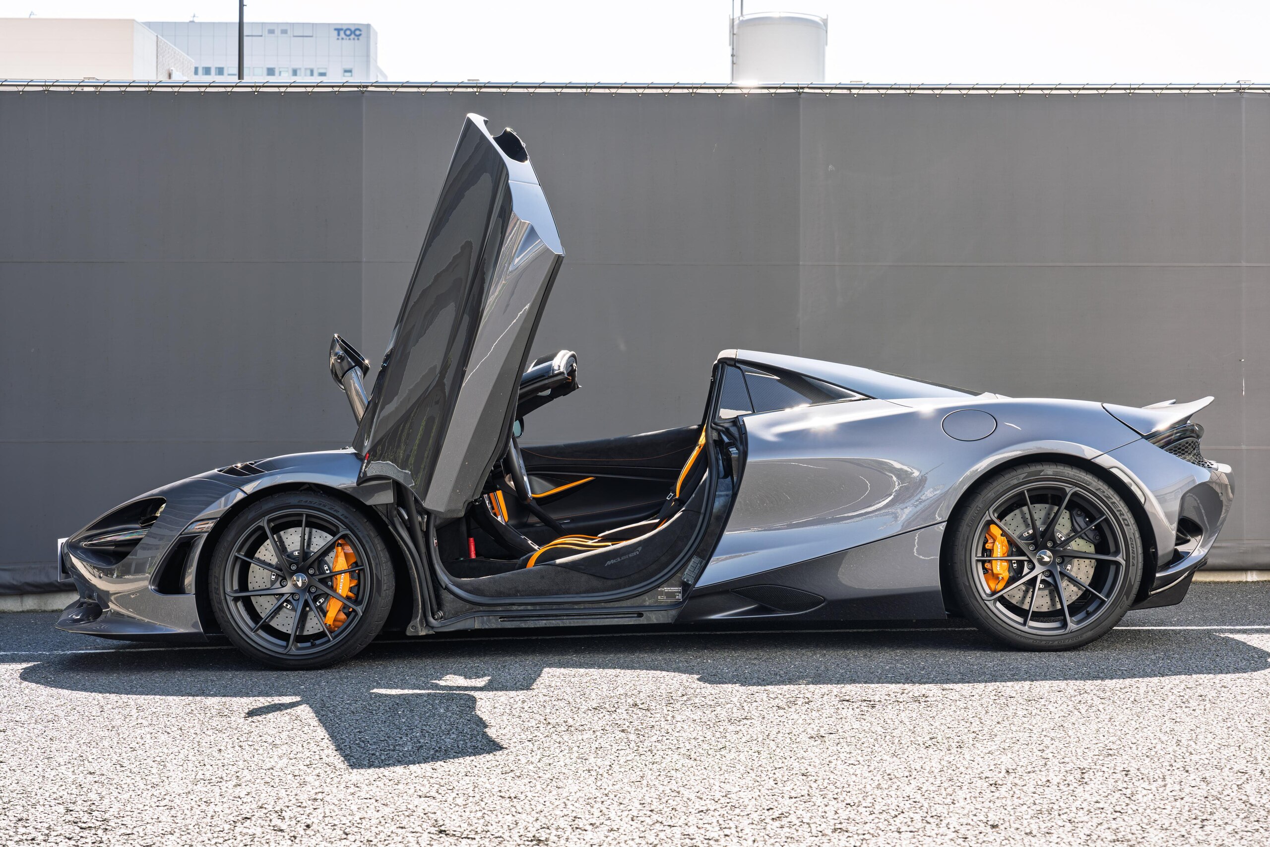 2025 McLaren 750S Spider — Photo 13 / 40