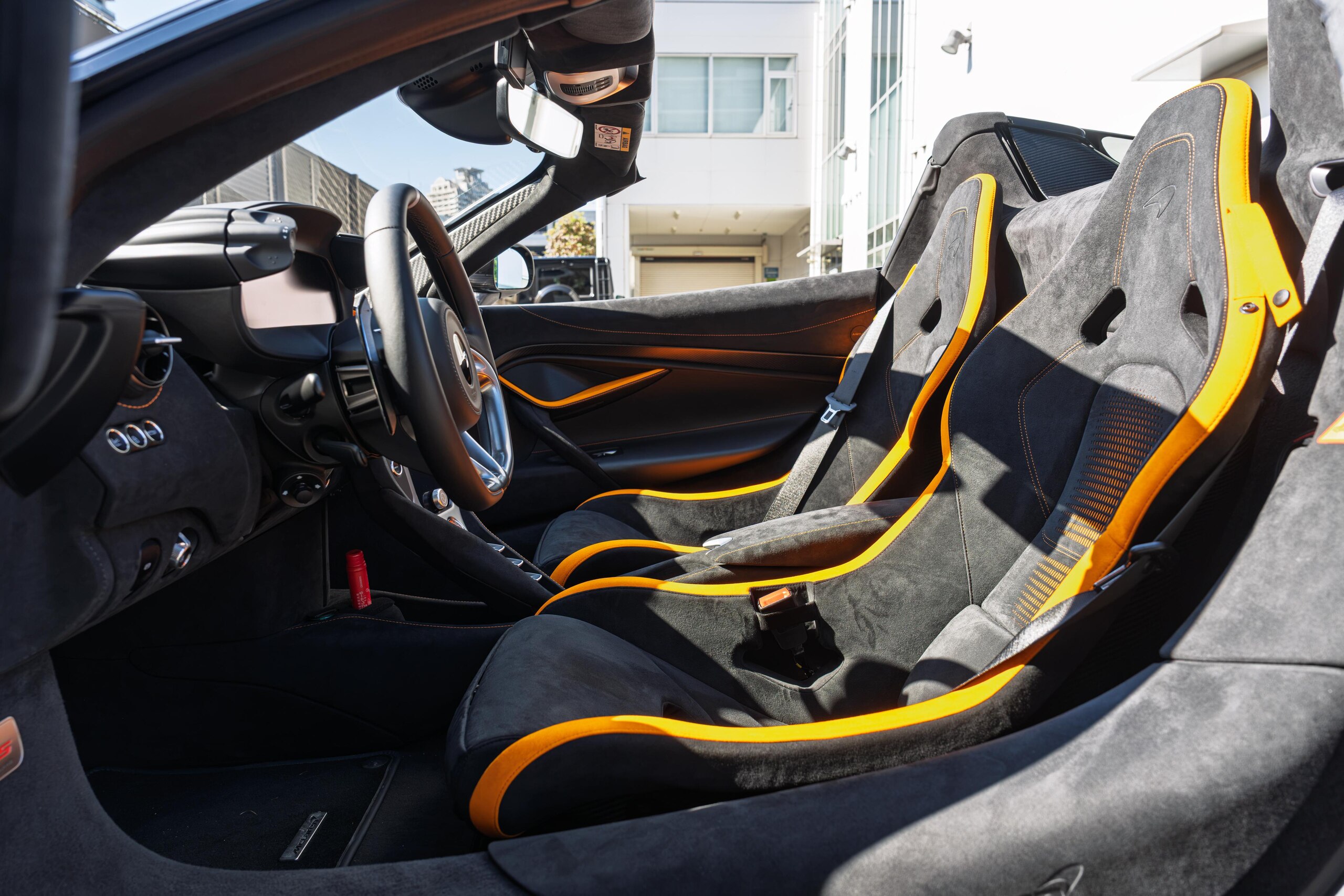 2025 McLaren 750S Spider — Photo 40 / 40
