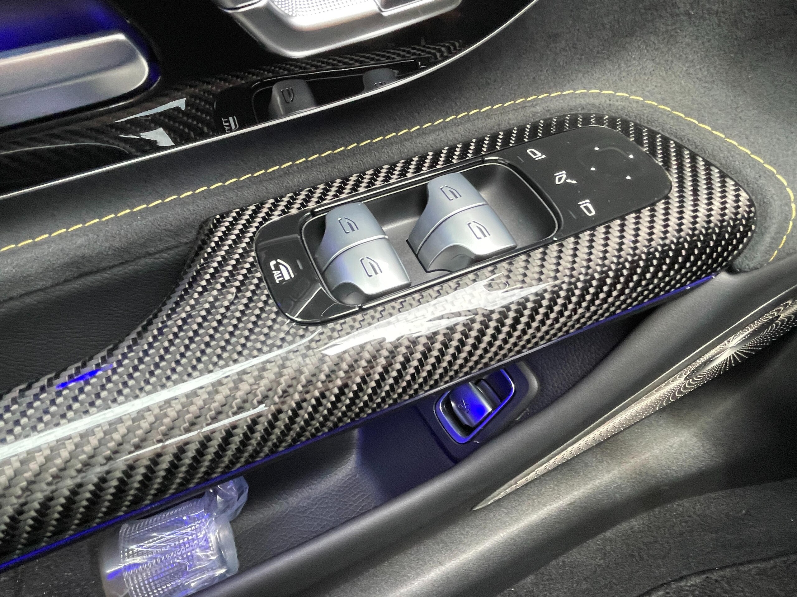 2025 Mercedes Benz AMG SL63 SE Performance — Photo 23 / 51
