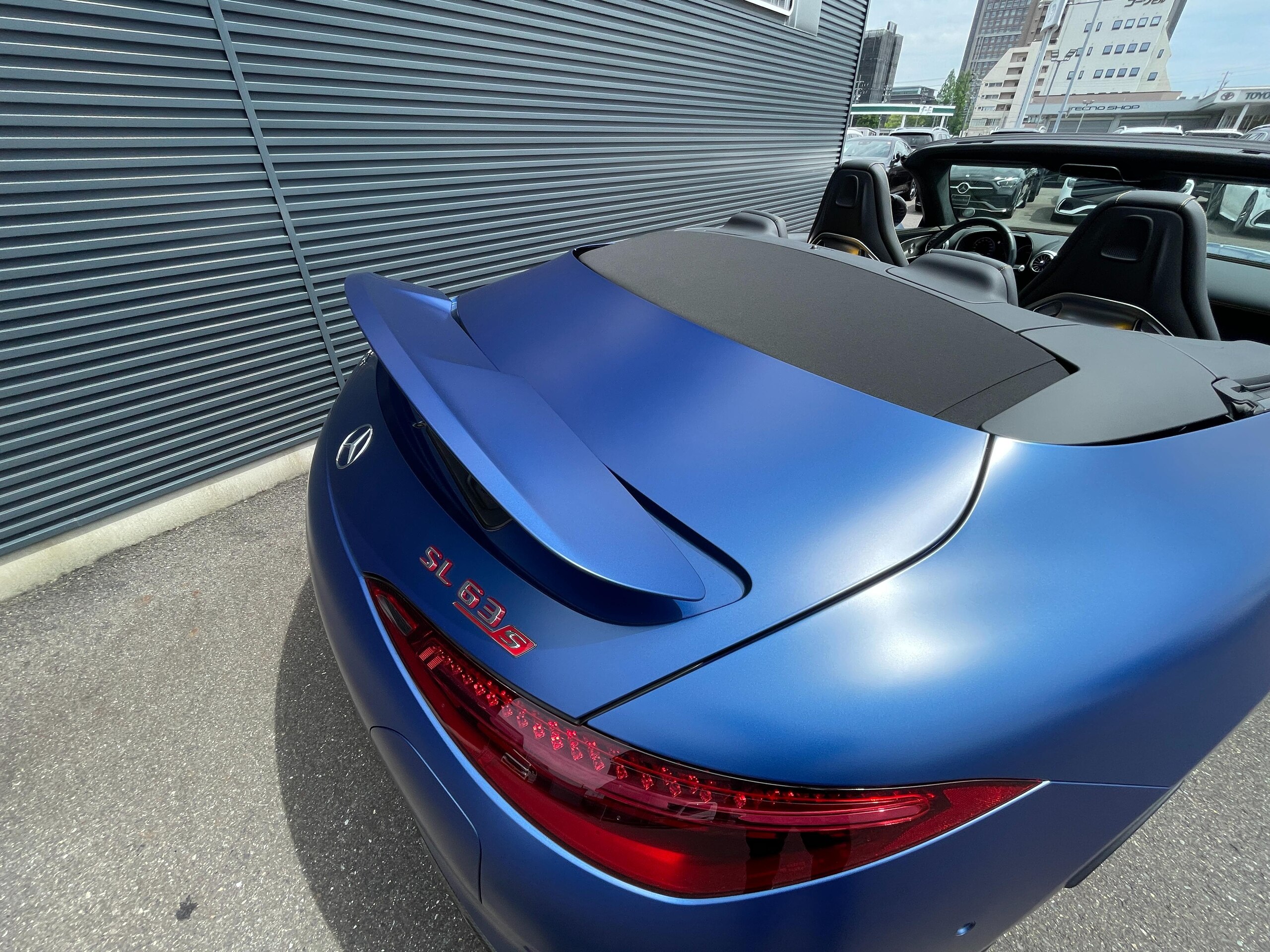 2025 Mercedes Benz AMG SL63 SE Performance — Photo 38 / 51