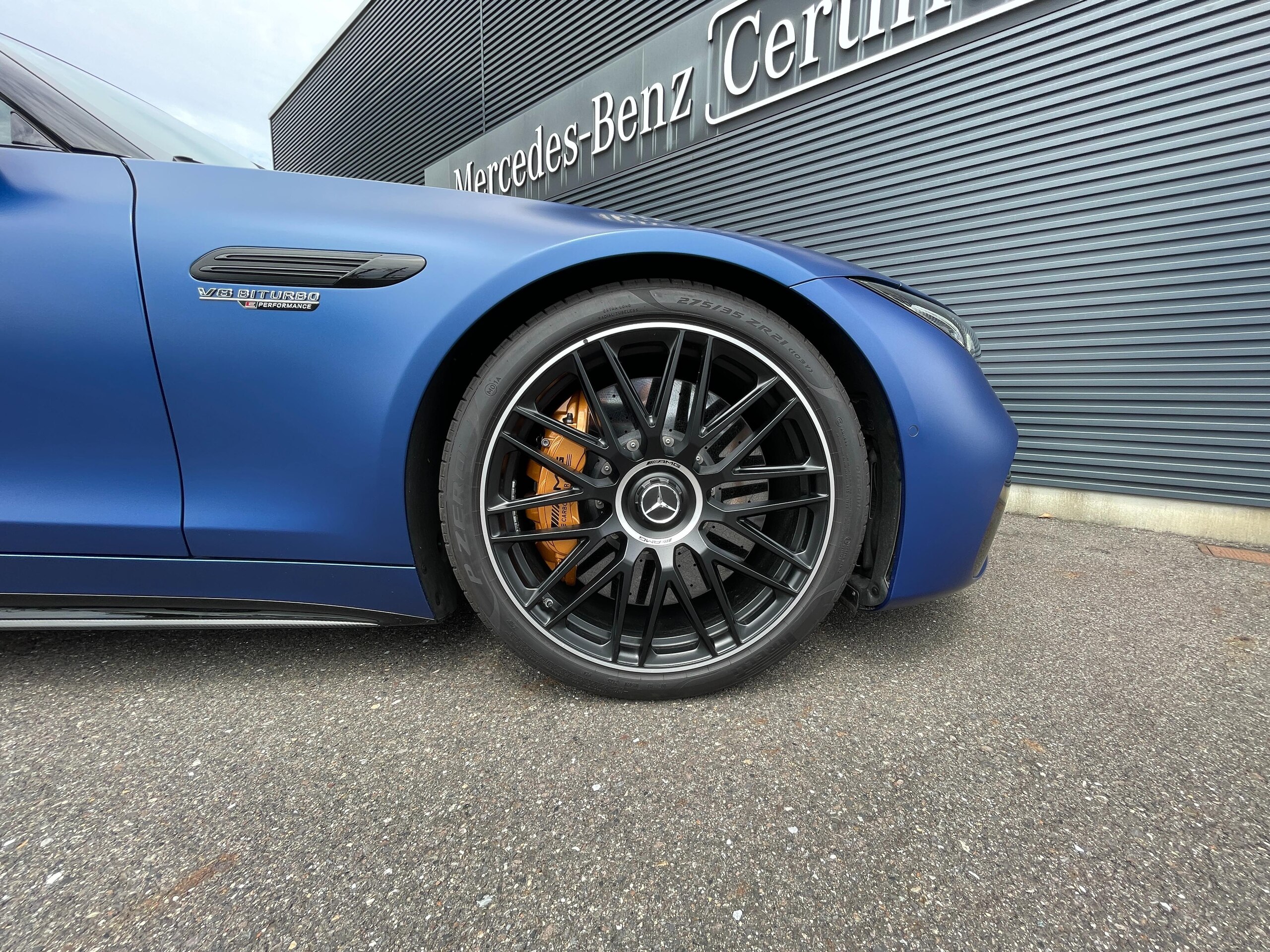 2025 Mercedes Benz AMG SL63 SE Performance — Photo 48 / 51