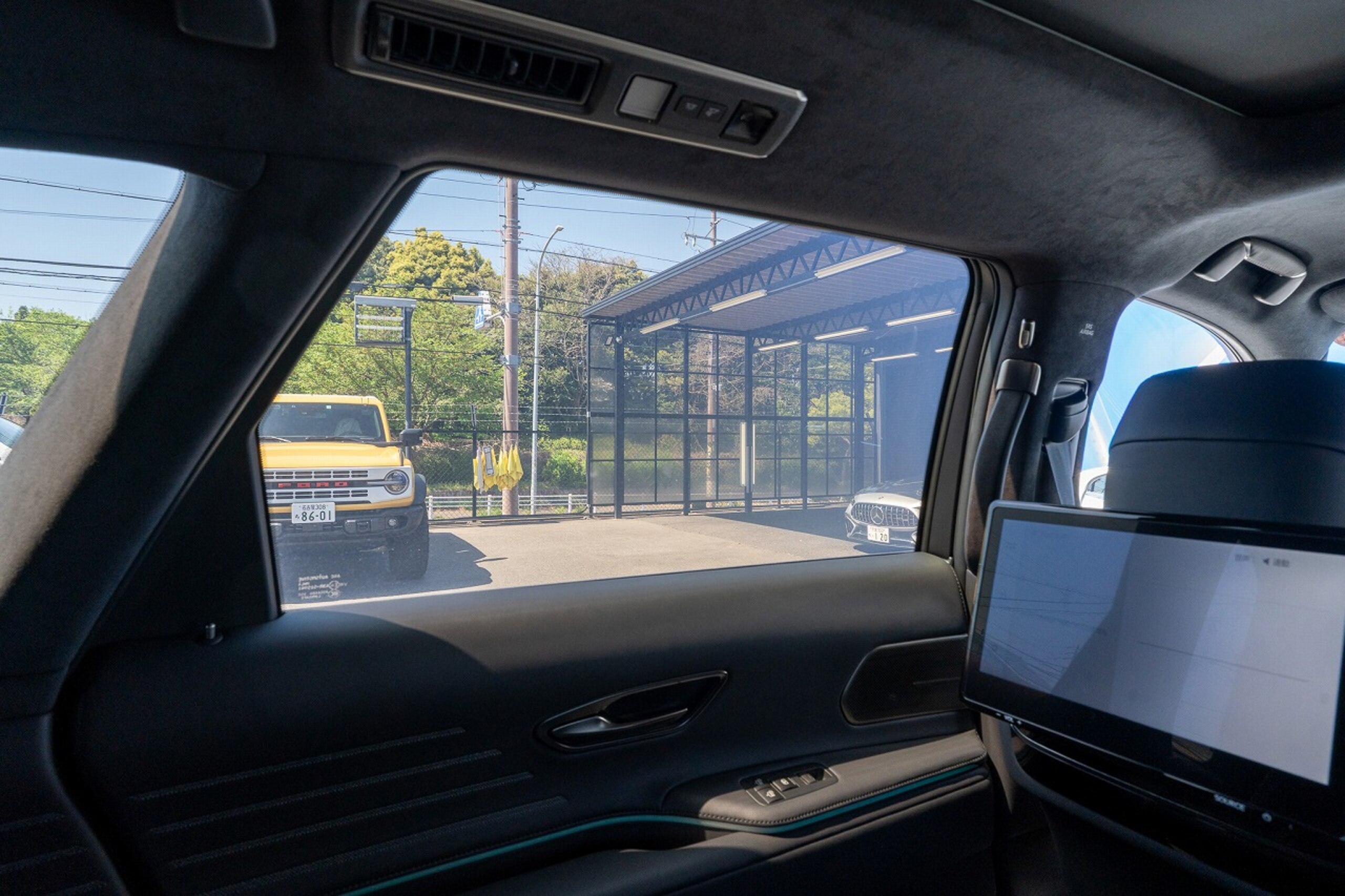 2025 Toyota Century — Photo 34 / 37