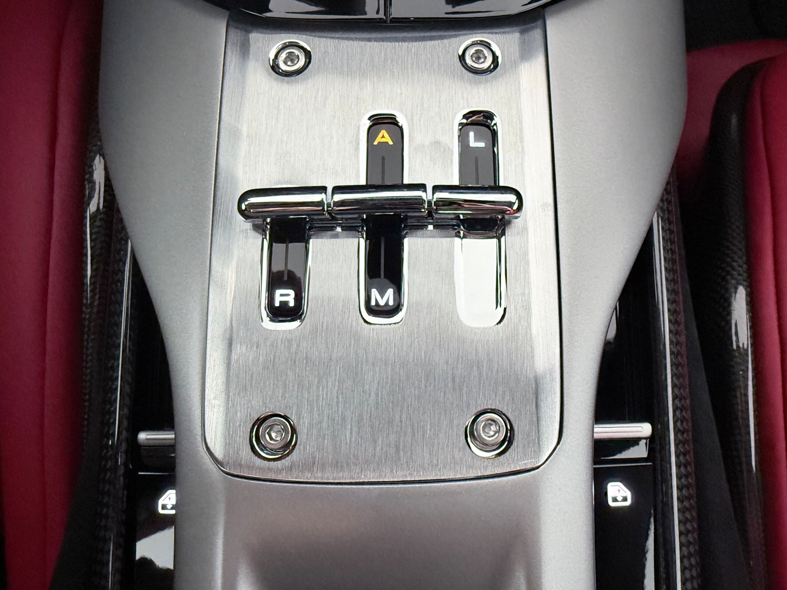 2026 Ferrari 12Cilindri — Photo 22 / 43