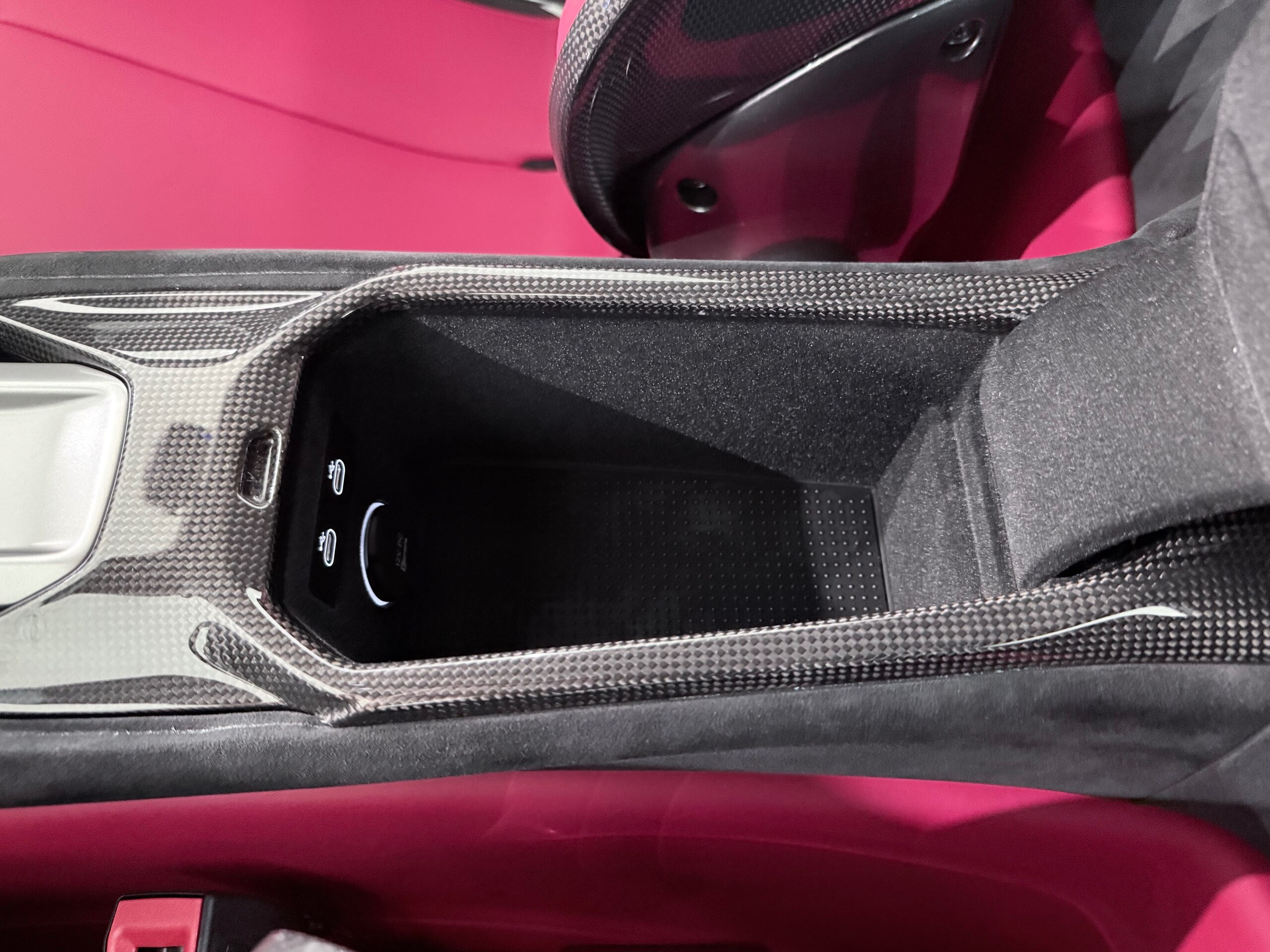 2026 Ferrari 12Cilindri — Photo 24 / 43