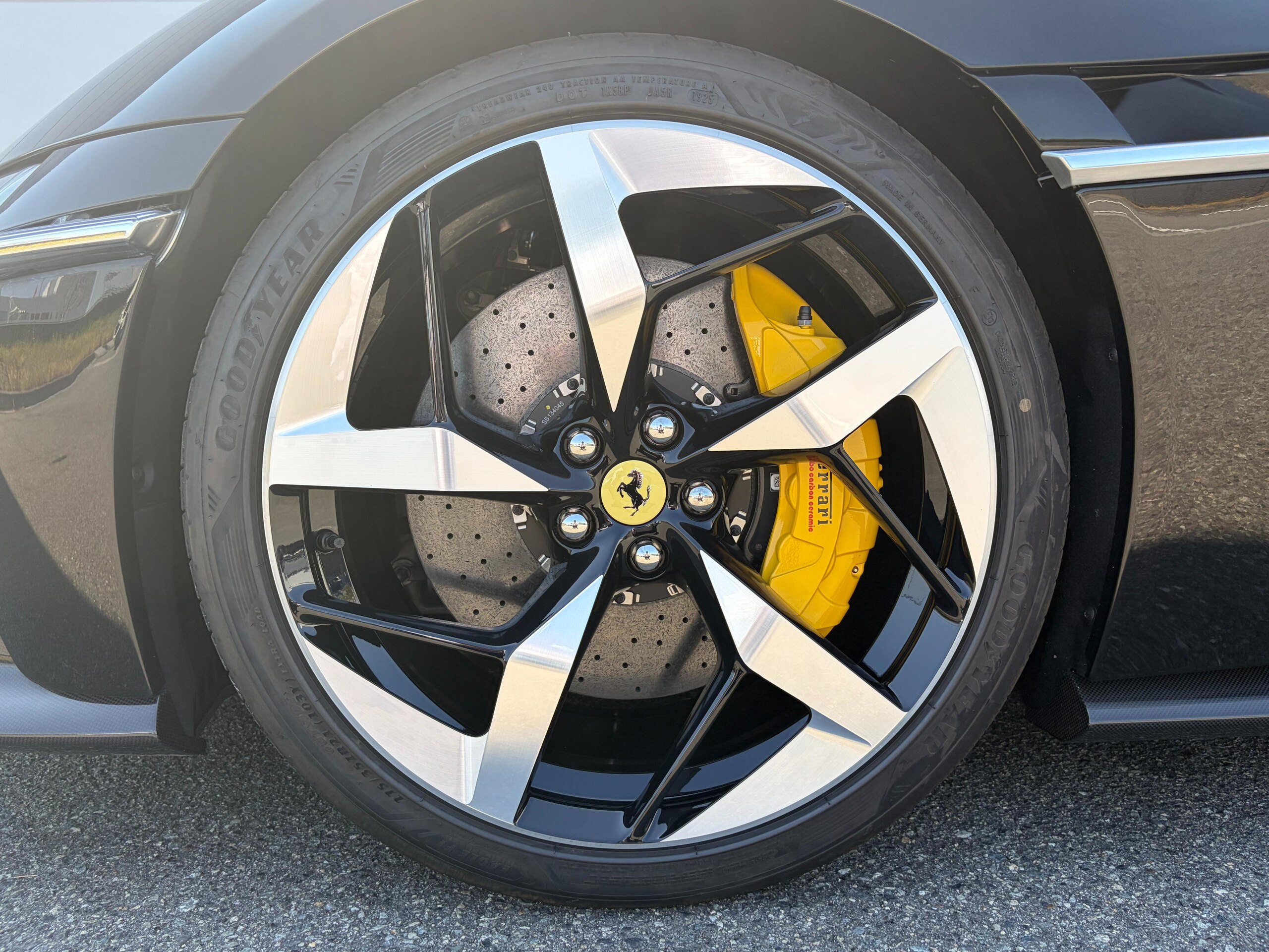 2026 Ferrari 12Cilindri — Photo 14 / 37