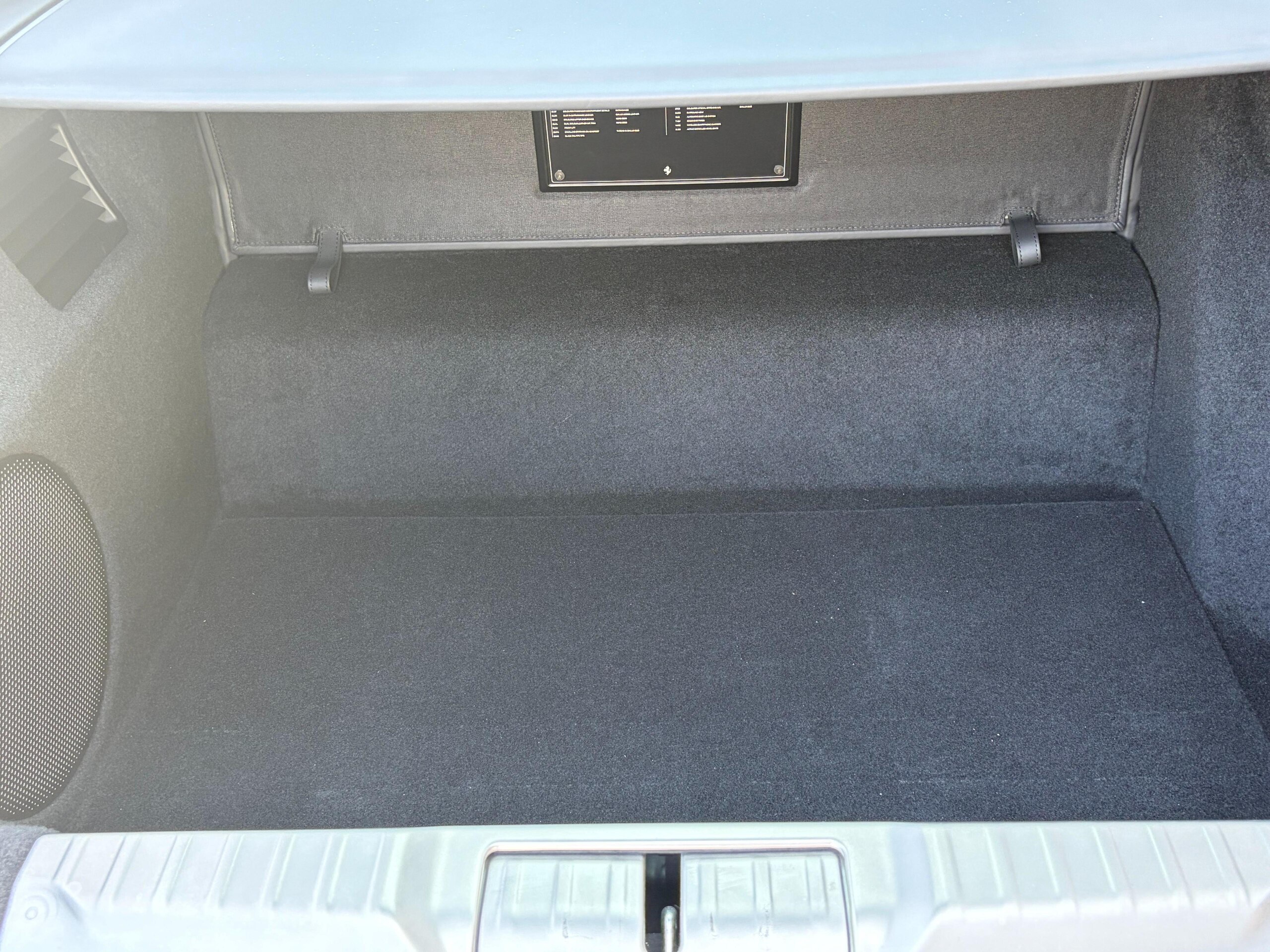 2026 Ferrari 12Cilindri — Photo 33 / 37