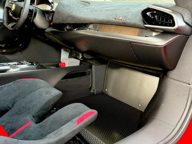 2026 Ferrari 296 Speciale — Photo 8 / 20