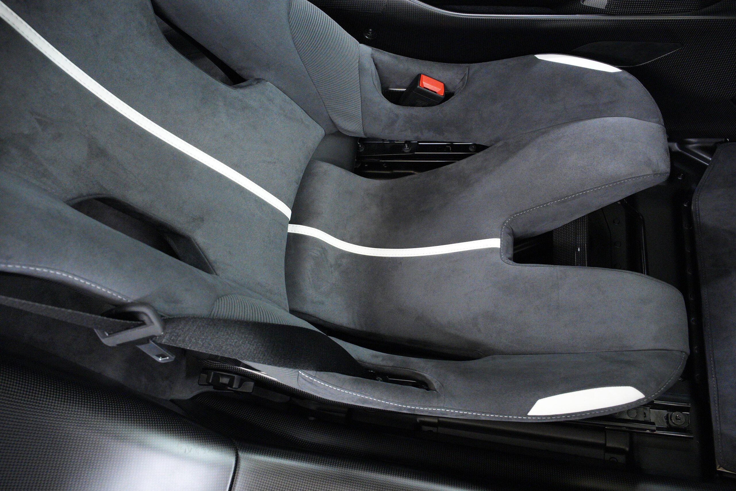 2026 Ferrari 296 Speciale — Photo 13 / 44