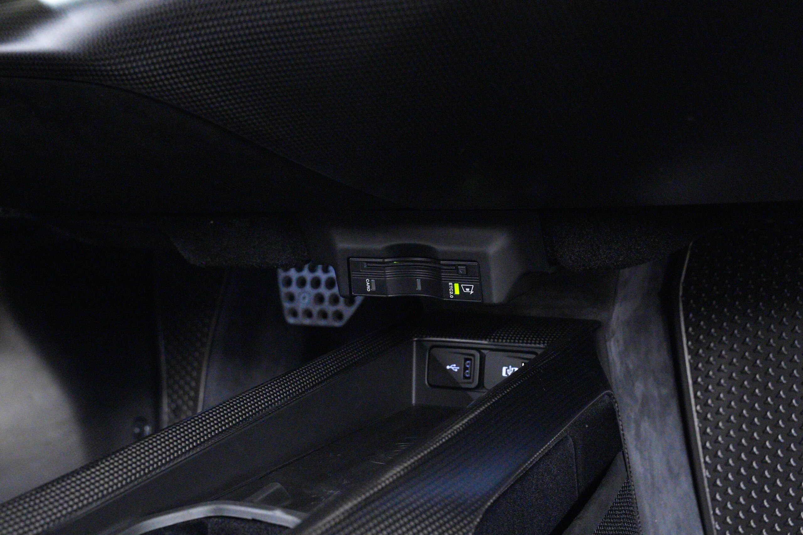 2026 Ferrari 296 Speciale — Photo 43 / 44