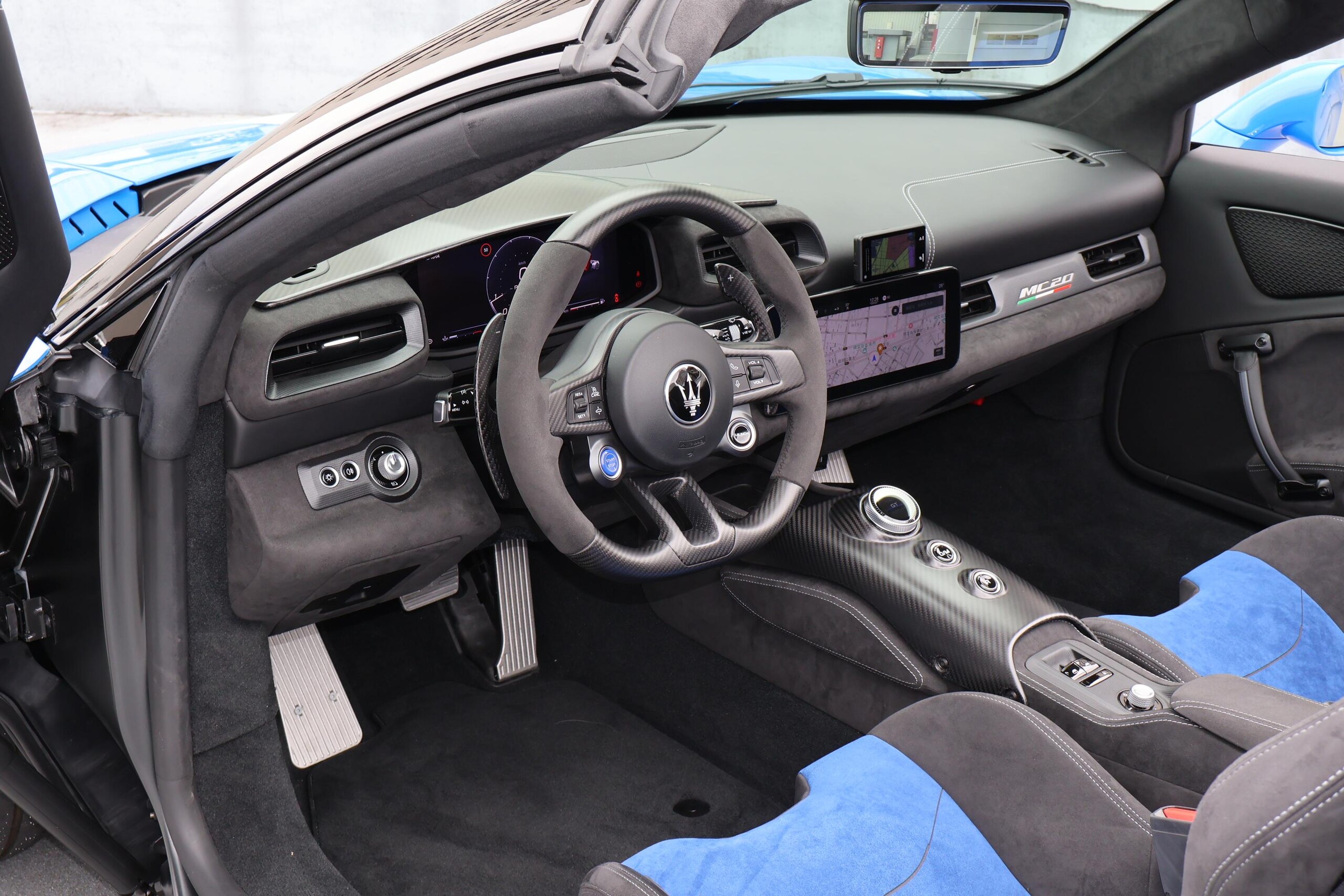 2026 Maserati MC20 Cielo — Photo 8 / 73