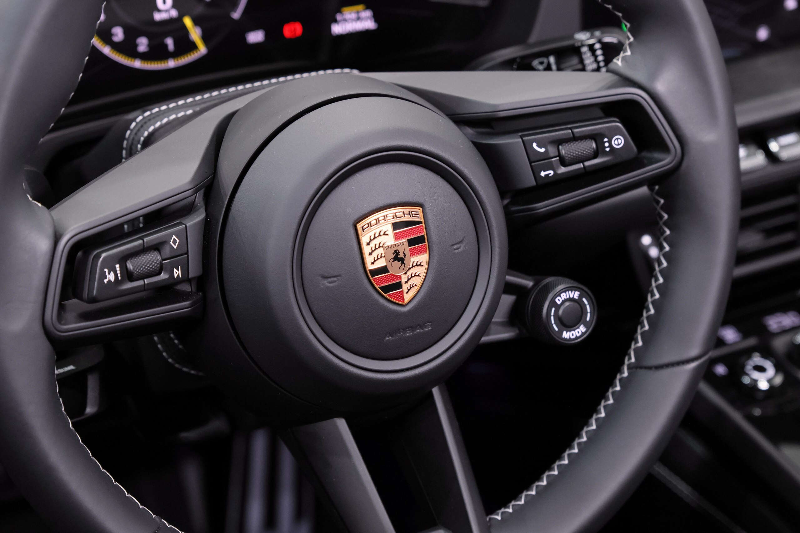 2026 Porsche 911 GT3 — Photo 35 / 71