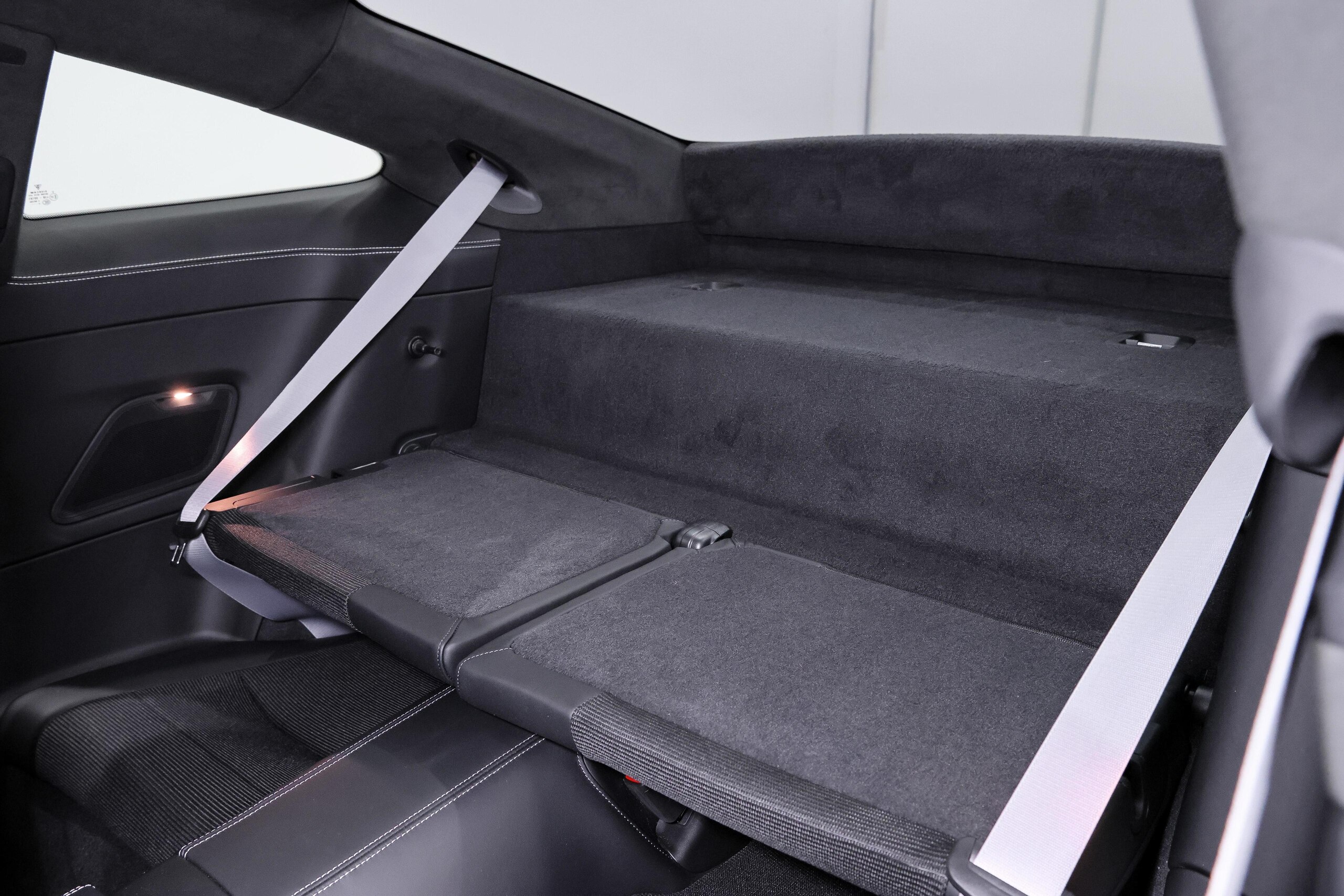 2026 Porsche 911 GT3 — Photo 46 / 71
