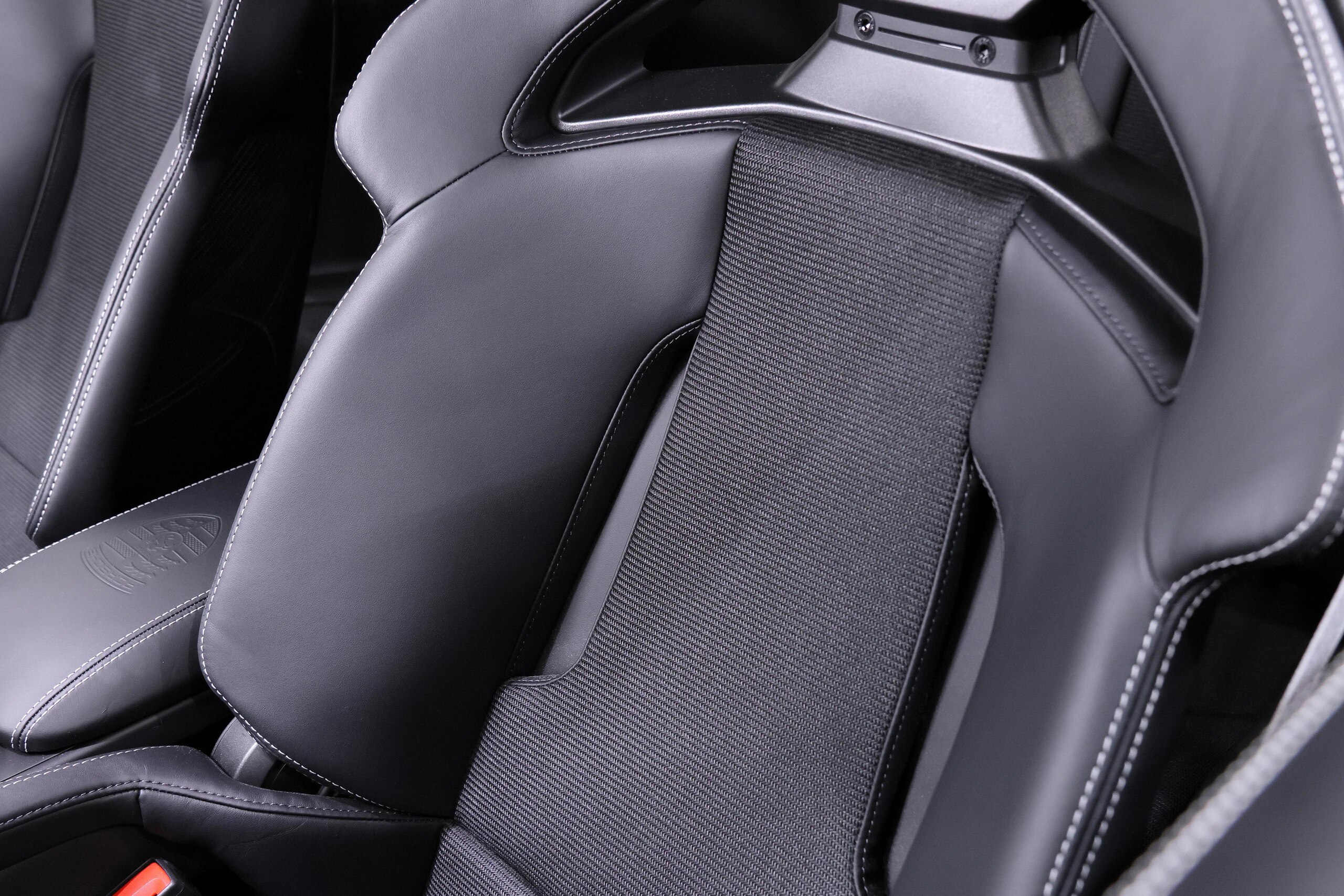 2026 Porsche 911 GT3 — Photo 48 / 71