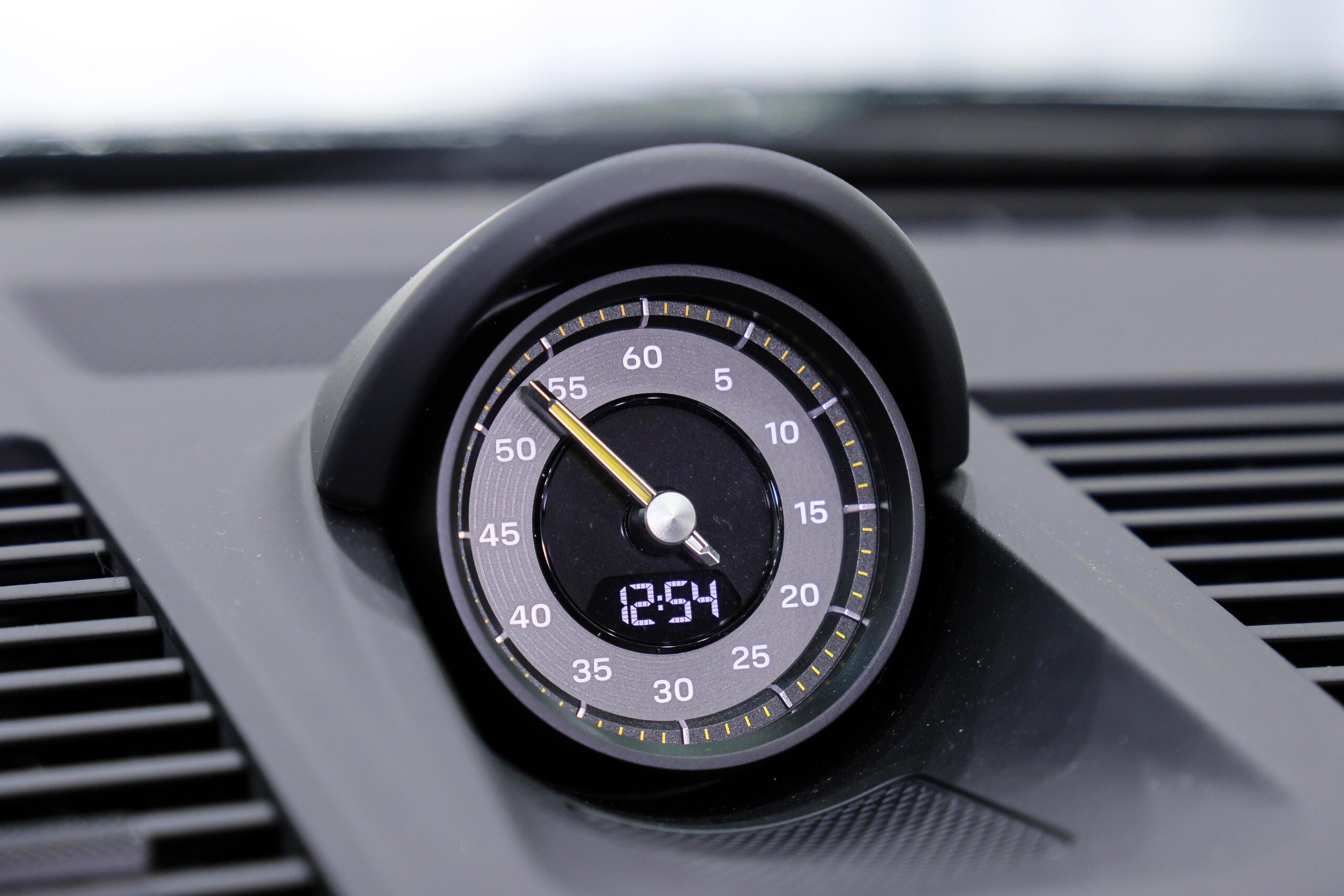 2026 Porsche 911 GT3 — Photo 60 / 71