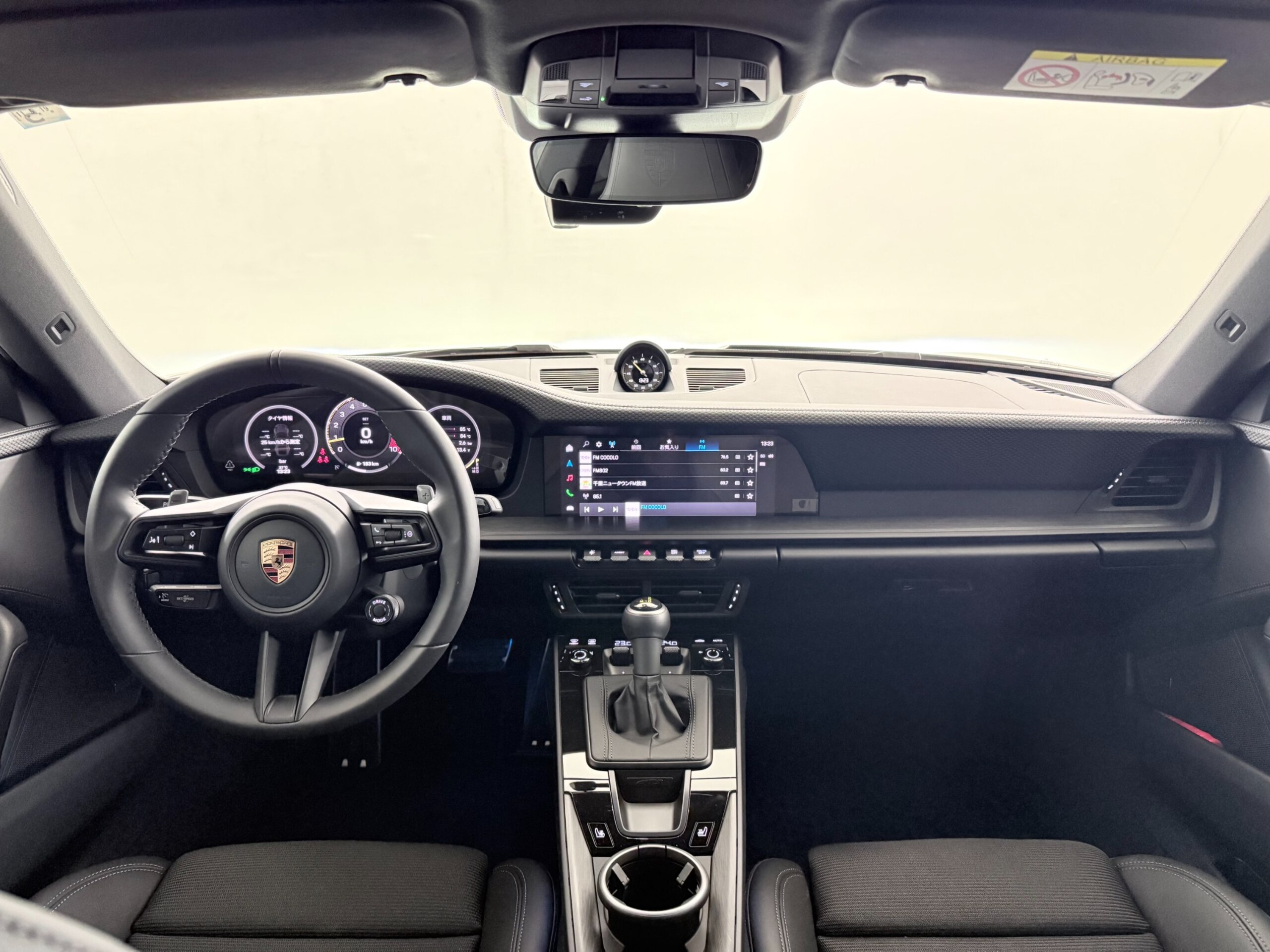 2026 Porsche 911 GT3 — Photo 8 / 49