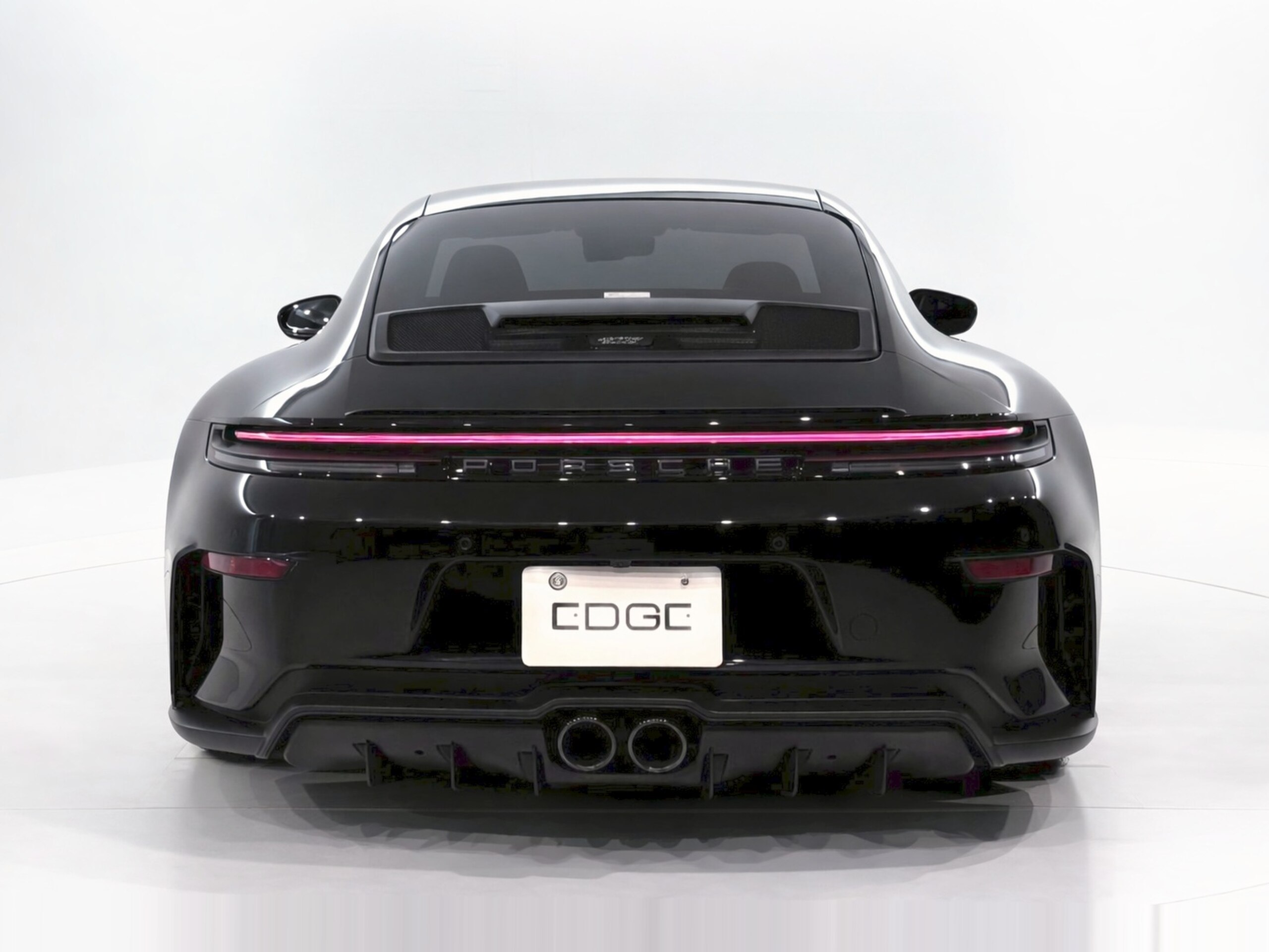 2026 Porsche 911 GT3 — Photo 13 / 49