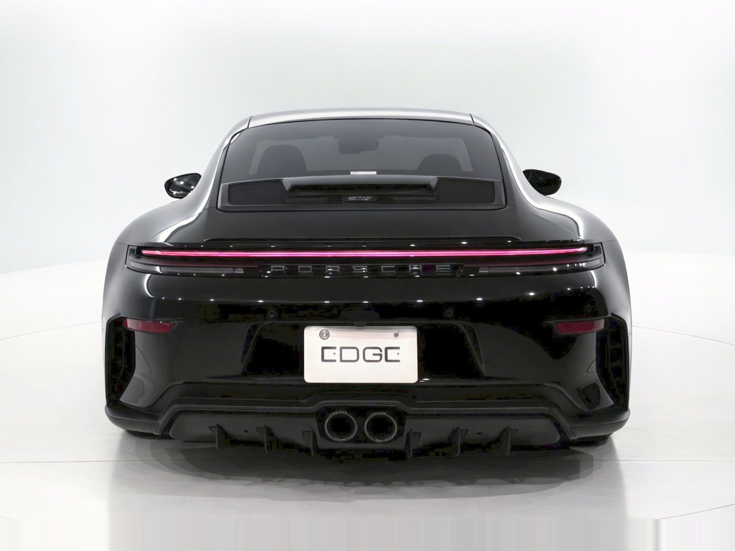 2026 Porsche 911 GT3 — Photo 14 / 49