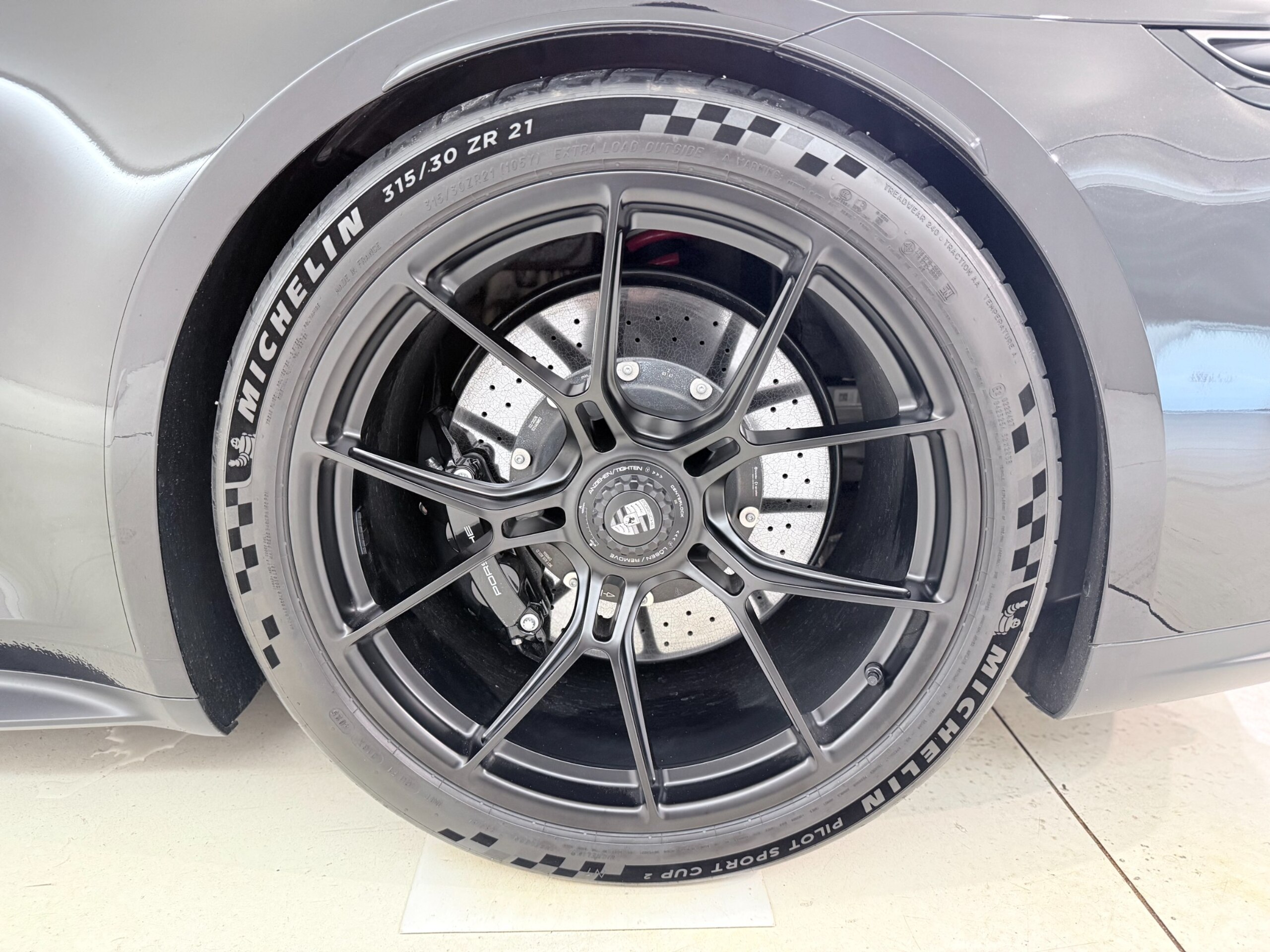 2026 Porsche 911 GT3 — Photo 45 / 49